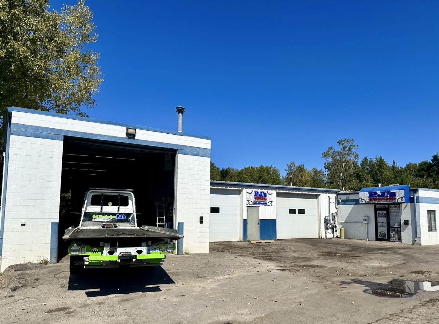 Industrial Zoned Warehouse in City of Lansing For Sale, 1425 Rensen Street, Lansing, MI 48910
