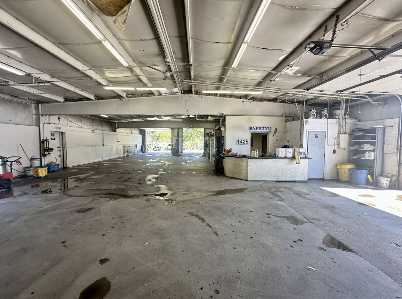 Industrial Zoned Warehouse in City of Lansing For Sale, 1425 Rensen Street, Lansing, MI 48910