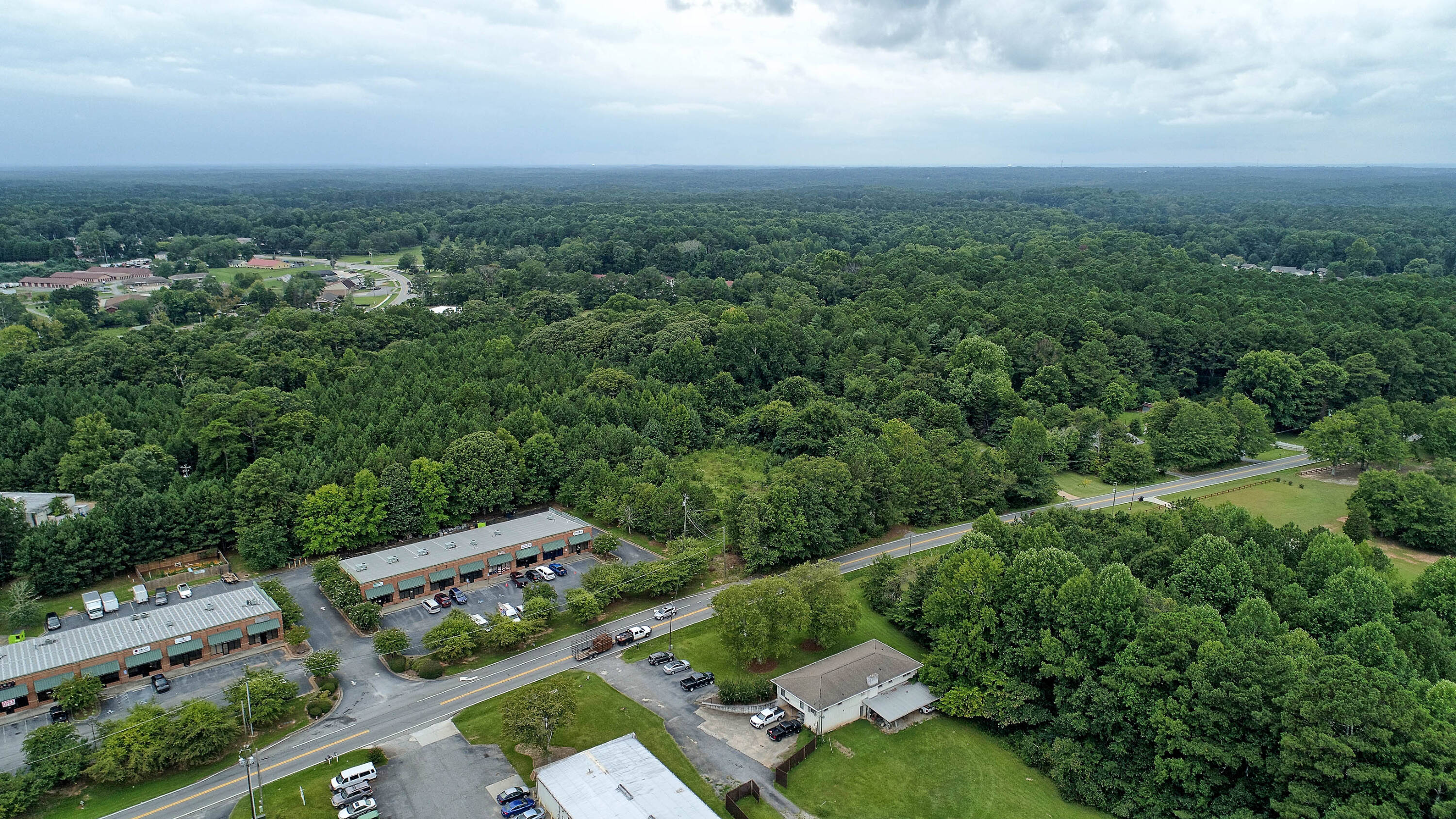 142 Palmetto Rd, Tyrone, GA 30290