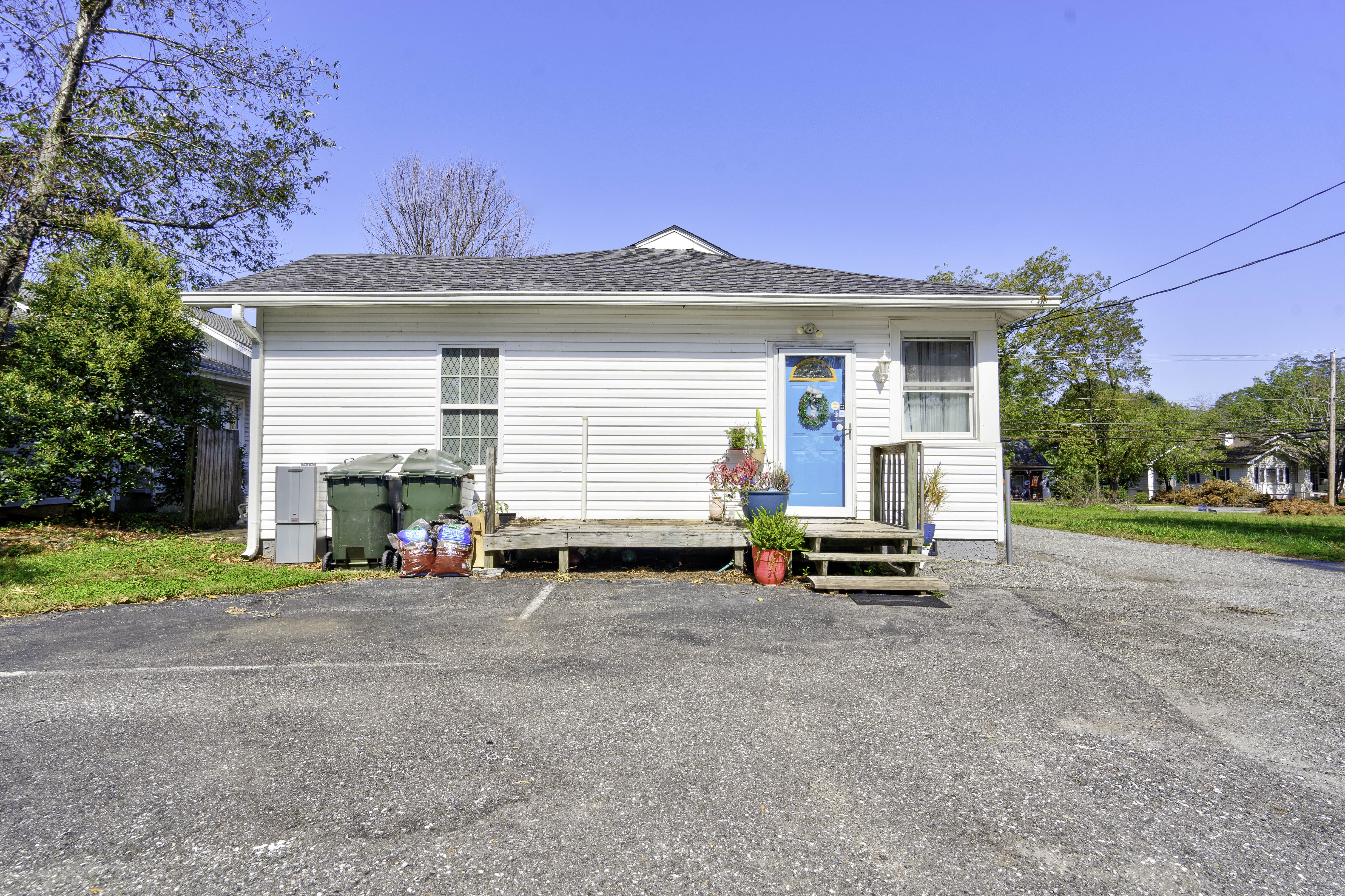 310 E King St, 310 Kings Drive, Kings Mountain, NC 28086