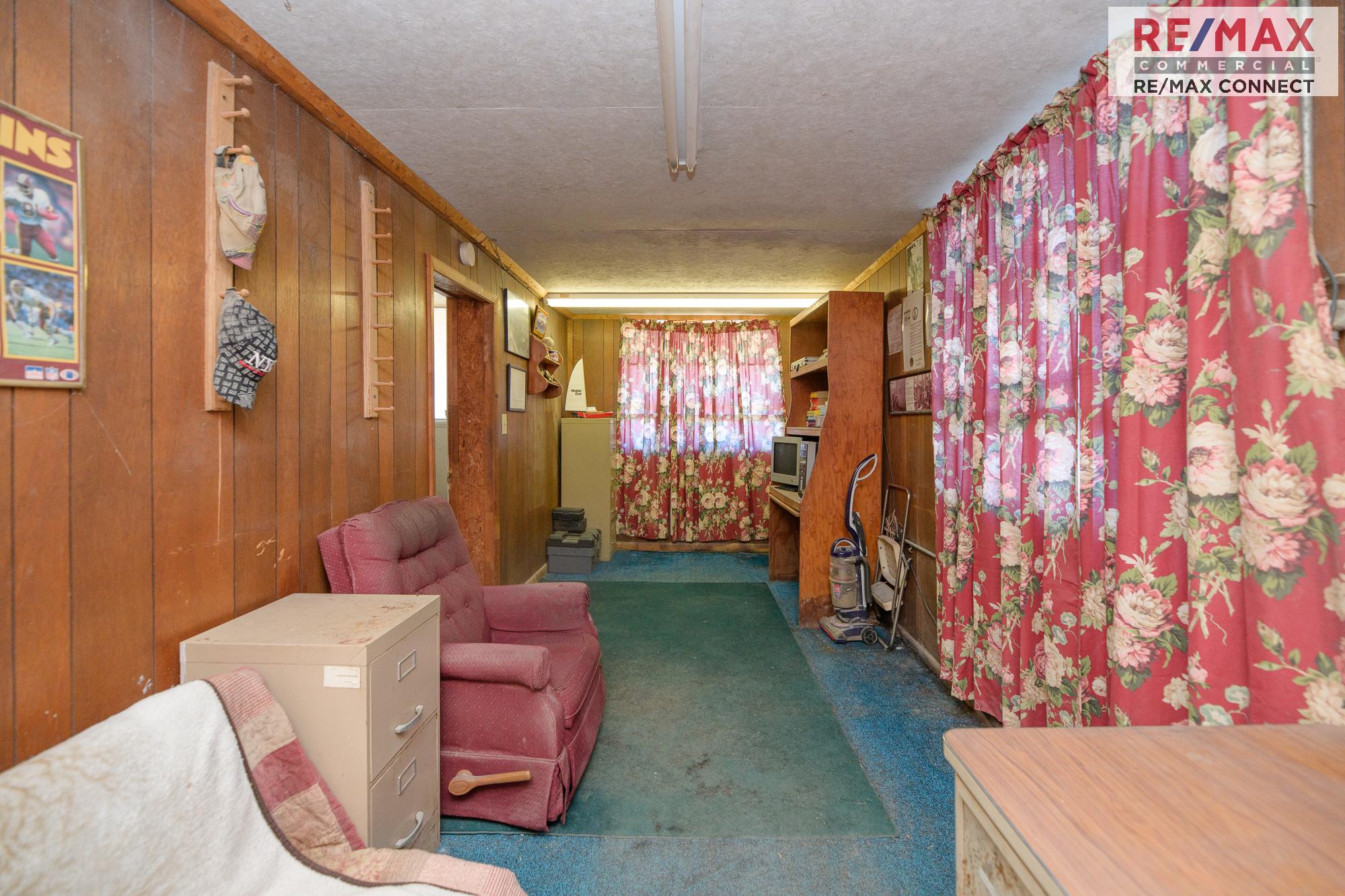 7826 Warwick Blvd- Newport News, 7826 Warwick Boulevard, Newport News, VA 23607