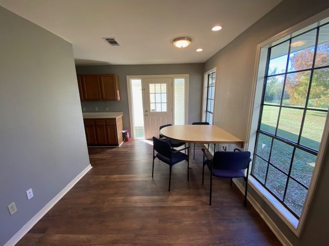 669 Belle Terre Blvd Newly Renovated Office, 669 Belle Terre Boulevard, LaPlace, LA 70068