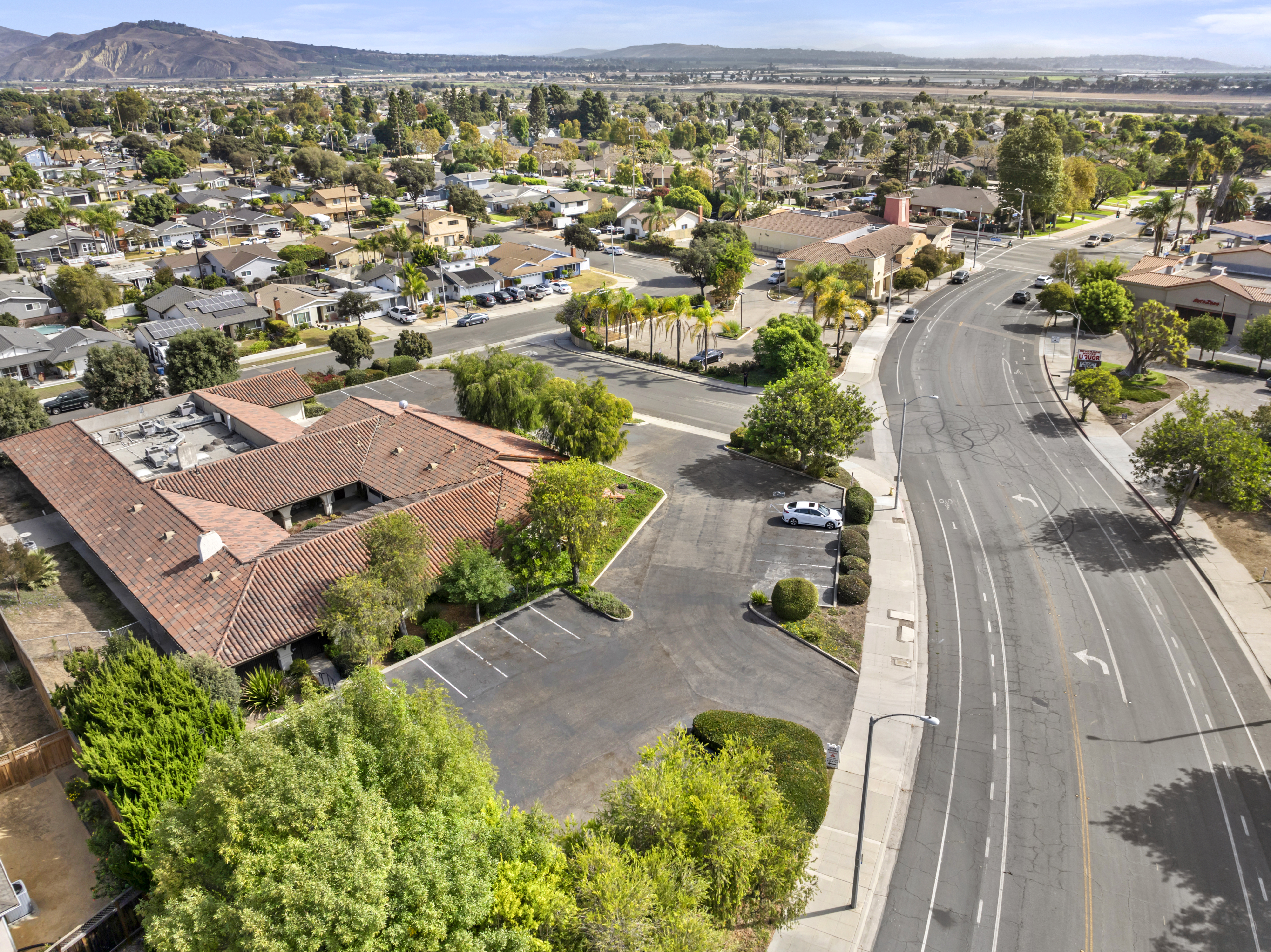 Petit Medical Plaza, 970 South Petit Avenue, Ventura, CA 93004