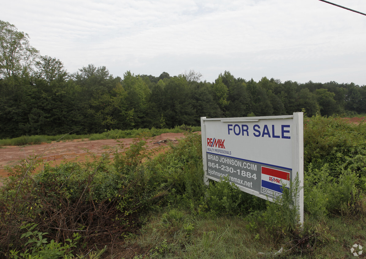Hood Rd, Greenville, SC 29611, Hood Road, Greer, SC 29650
