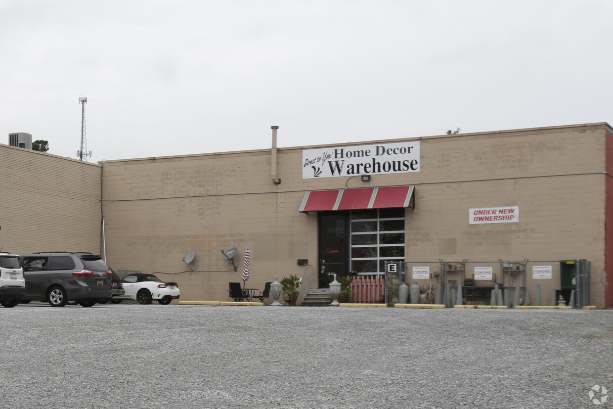817 E Main St, Easley, SC 29640, 817 East Main Street, Easley, SC 29640