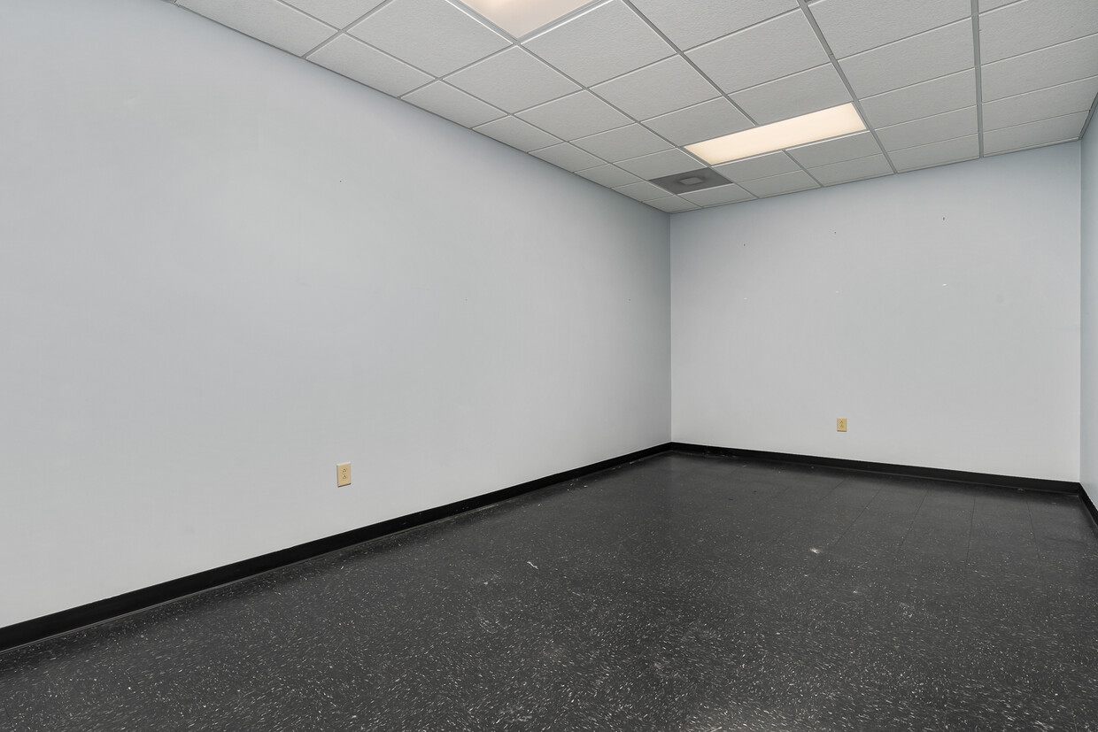 110 Yale Ln, Williamston, SC 29697-9675, 110 Yale Lane, Williamston, SC 29697