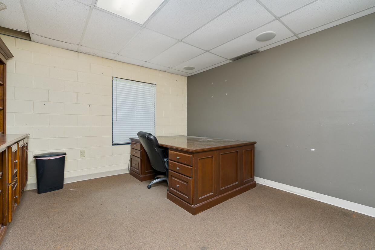 110 Yale Ln, Williamston, SC 29697-9675, 110 Yale Lane, Williamston, SC 29697