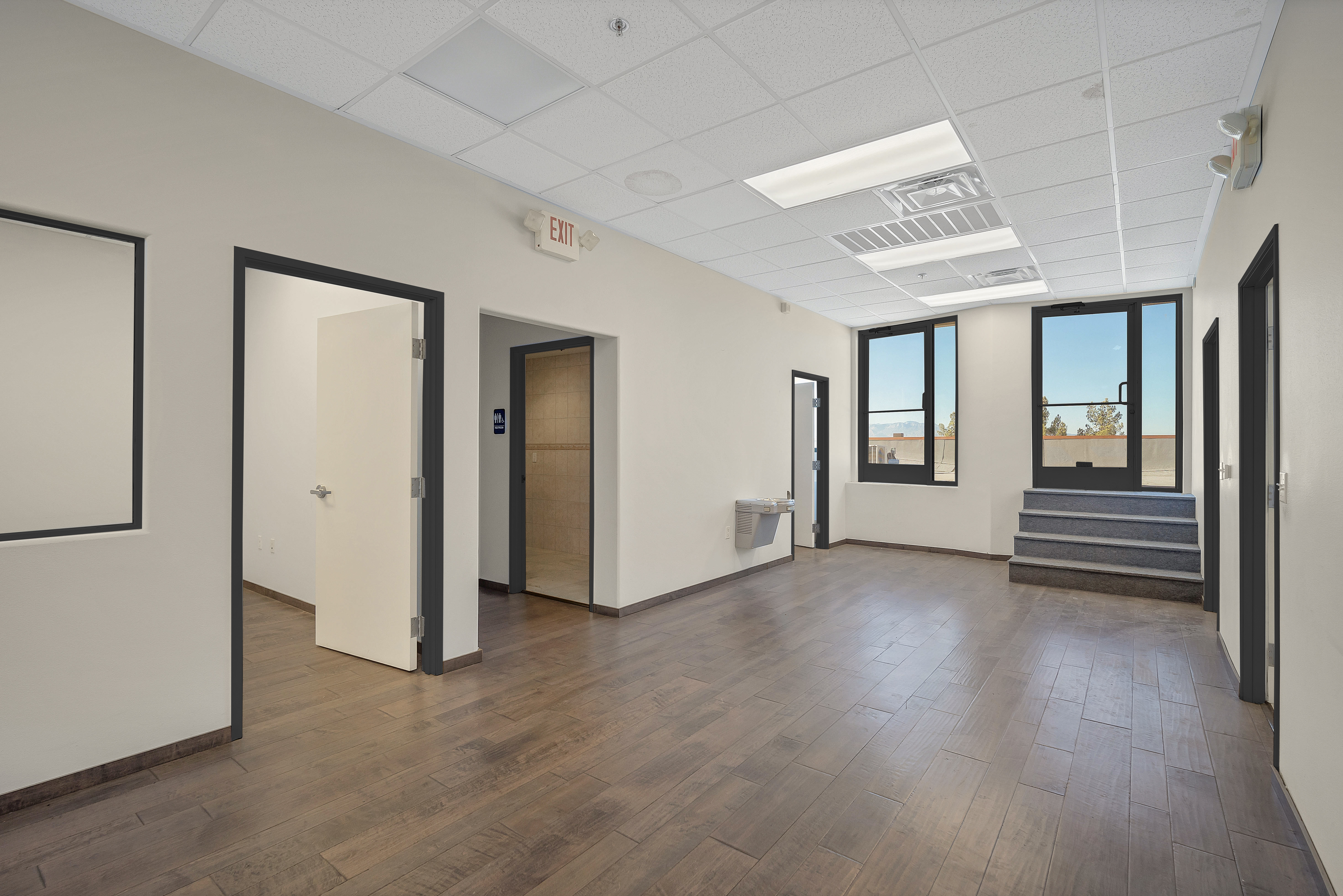 Mixed Use on Horizon ridge, 1510 West Horizon Ridge Parkway, Henderson, NV 89012