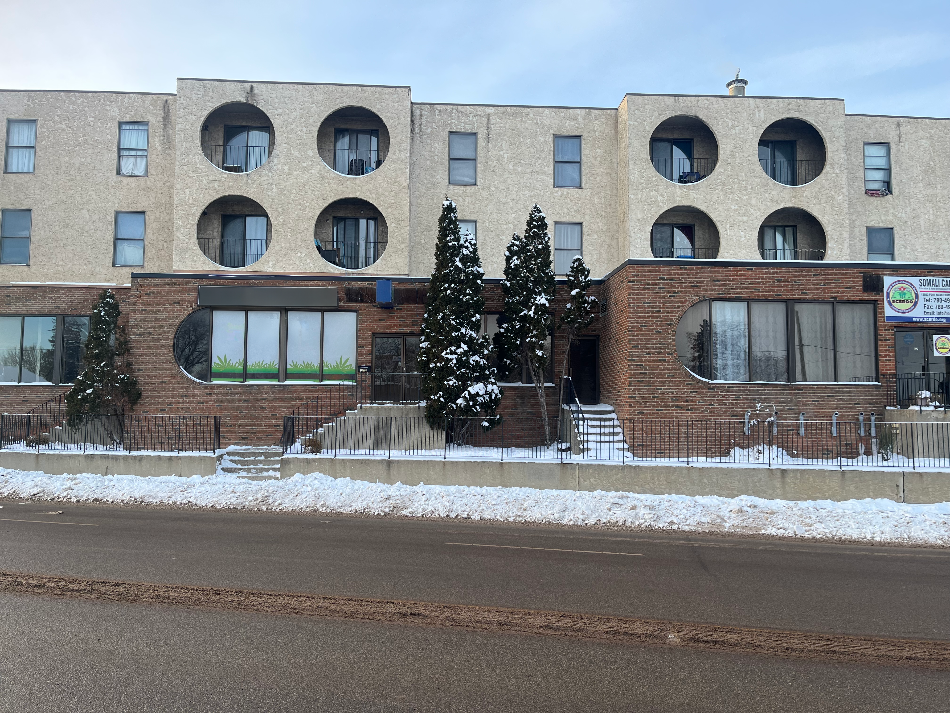 Retails Spaces on Fort Road, 12046 Fort Road Northwest, Edmonton, AB T5B 4H1, Canada