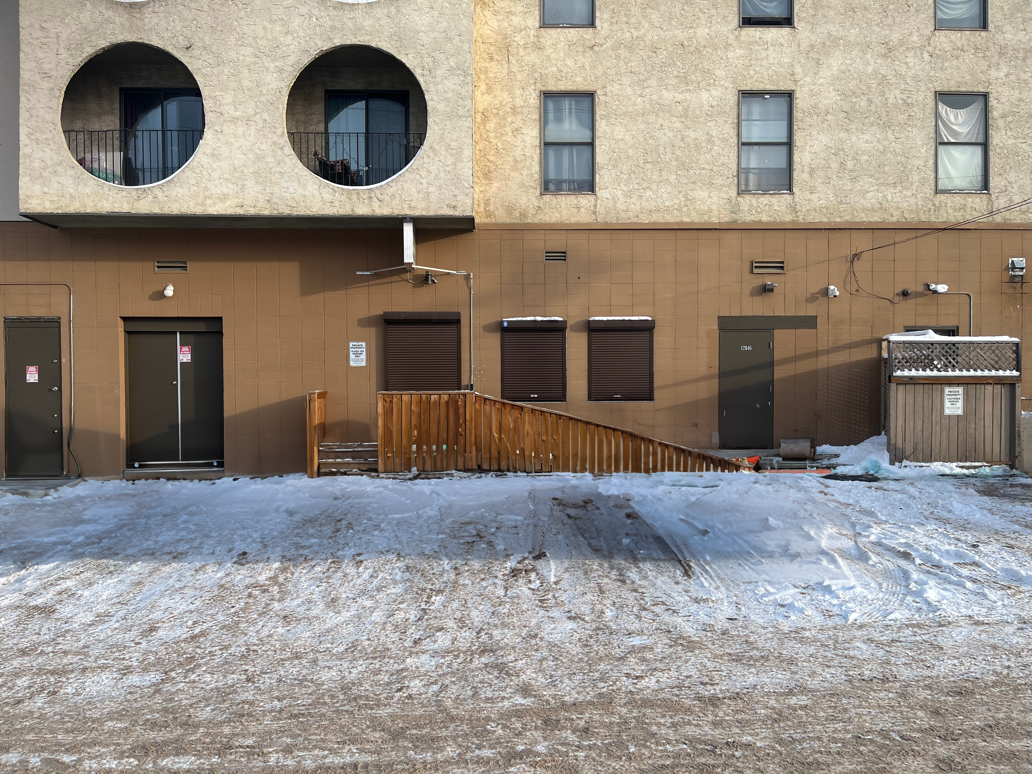 Retails Spaces on Fort Road, 12046 Fort Road Northwest, Edmonton, AB T5B 4H1, Canada