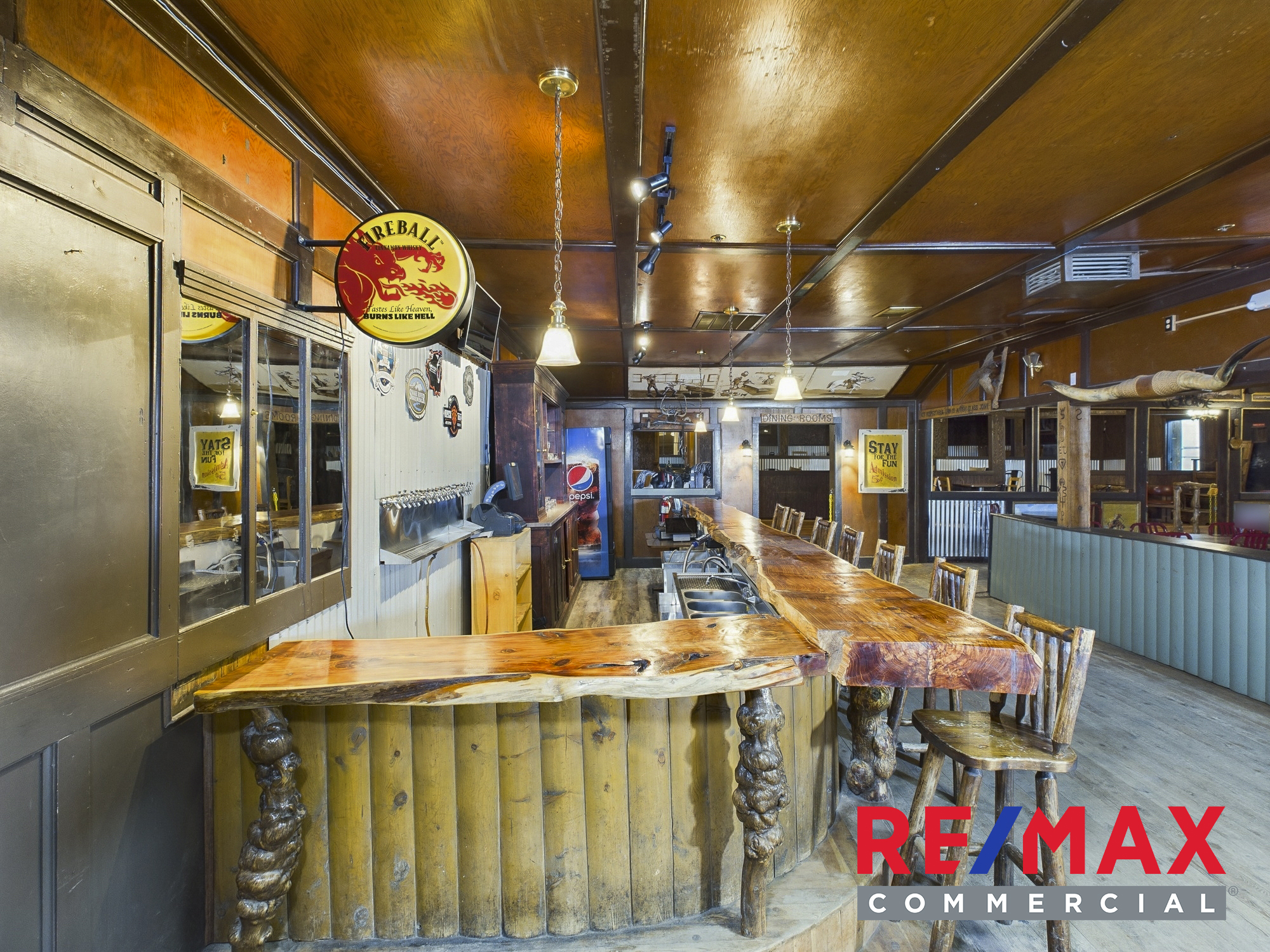 Iconic Turnkey Restaurant & Bar Lease with Liquor License, 214 Yellowstone Avenue, Cody, WY 82414