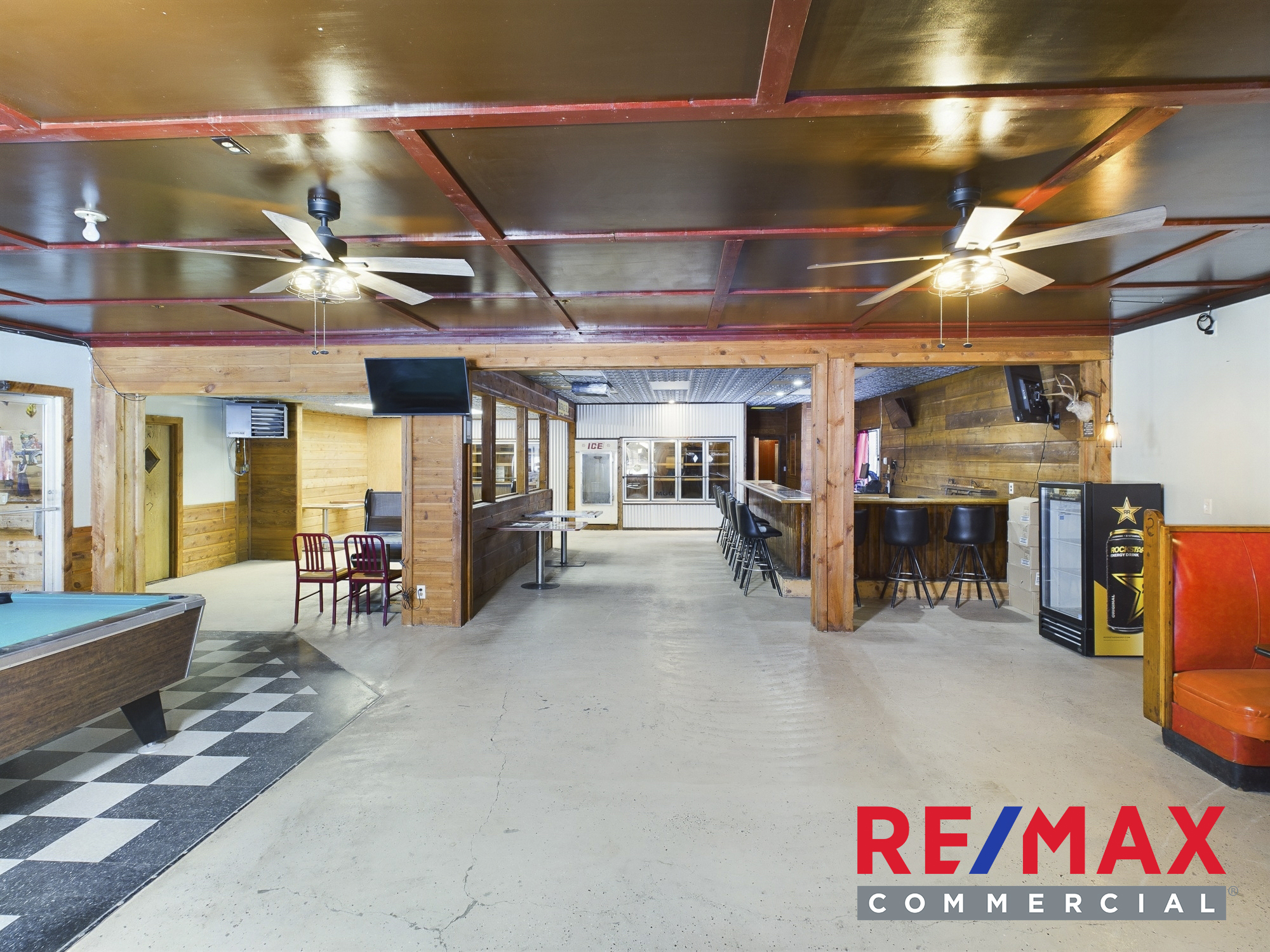 Iconic Turnkey Restaurant & Bar Lease with Liquor License, 214 Yellowstone Avenue, Cody, WY 82414