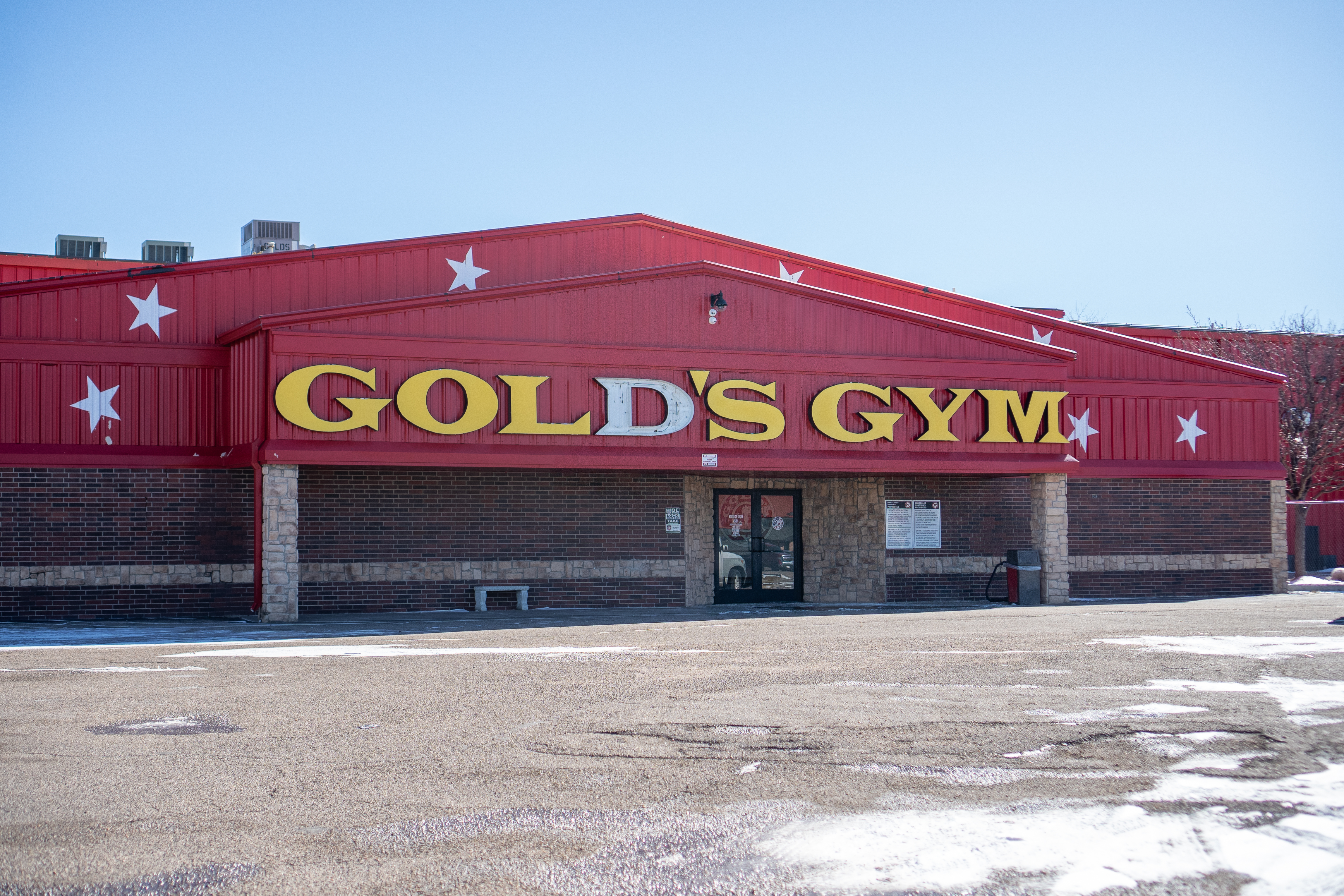 Gold's Gym, Amarillo, TX FOR LEASE on 3000 Blackburn Street
