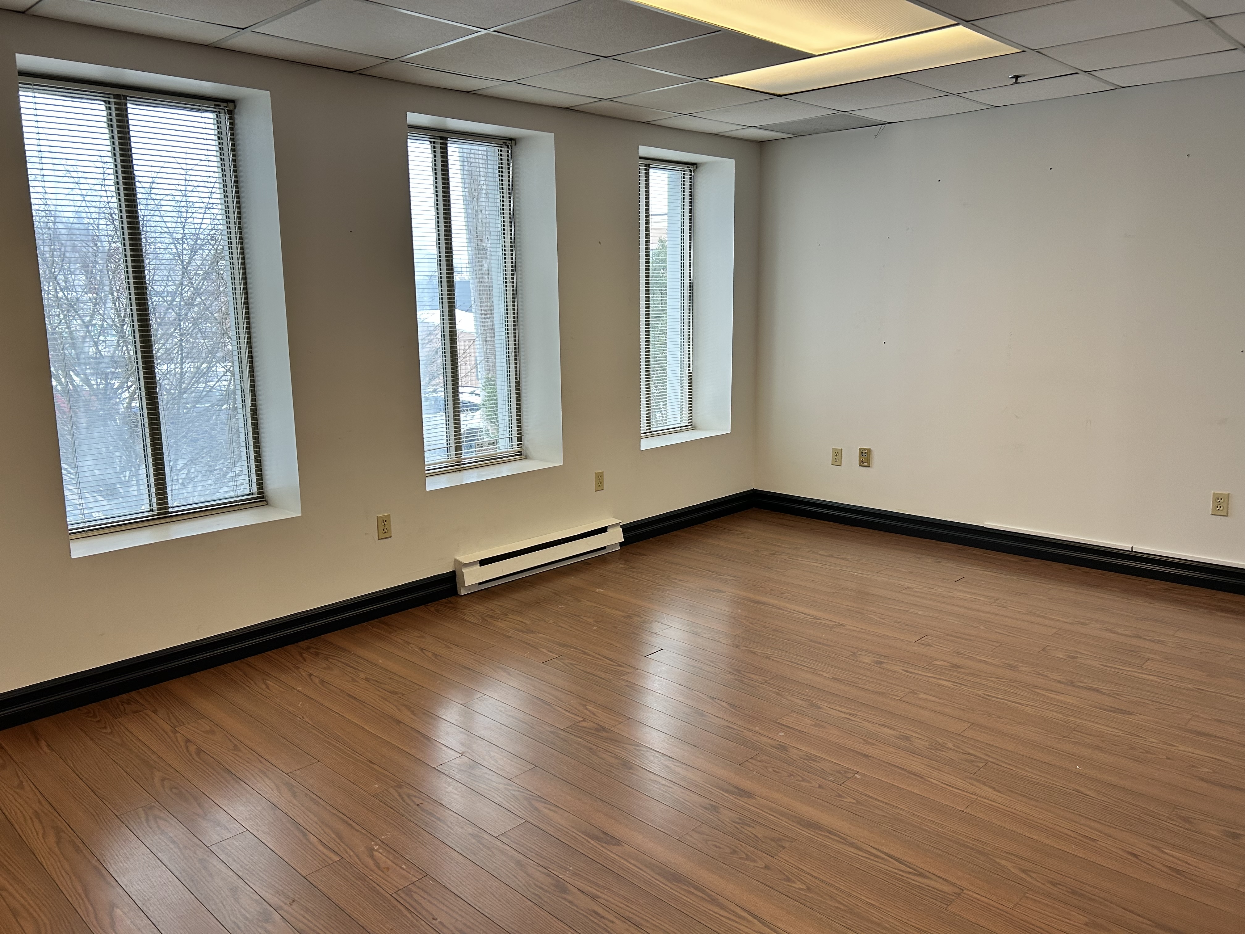 6300 Lady Hammond Road, 6300 Lady Hammond Road, Halifax, NS B3K 2S2, Canada