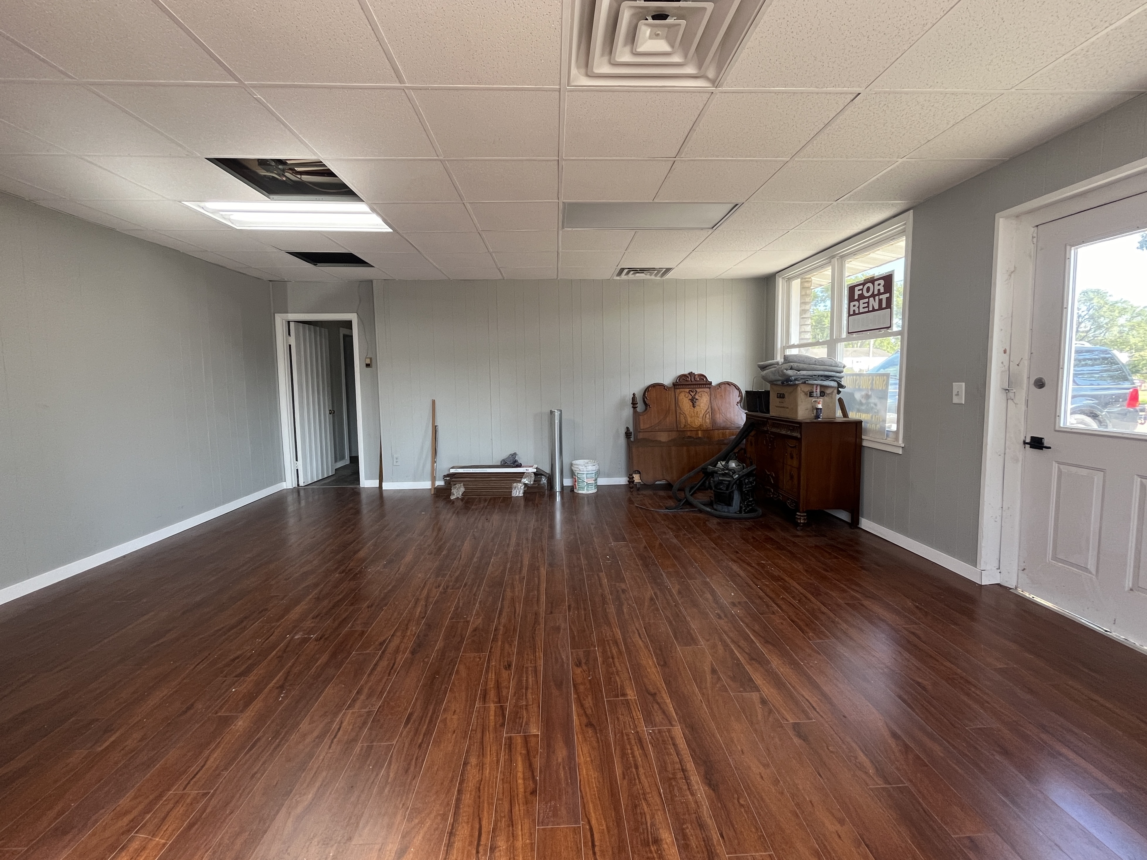 421 E Moneta Avenue, 421 E Moneta Ave, Peoria Heights, IL 61616