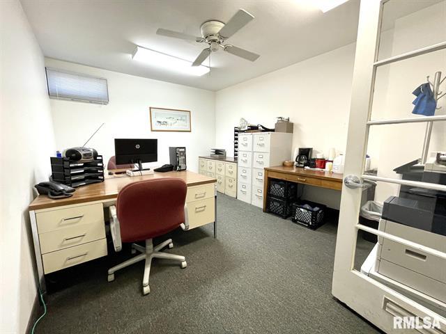 2004 N University Street, 2004 N UNIVERSITY Street, Peoria, IL 61604