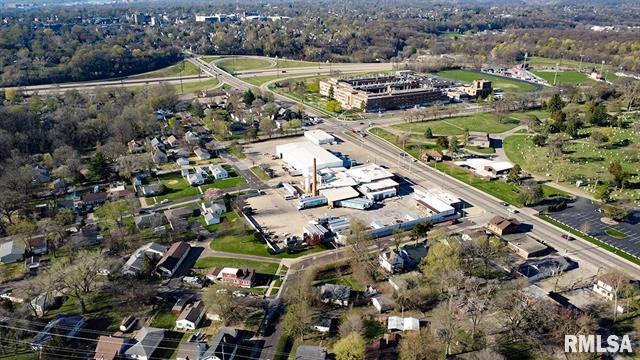 2004 N University Street, 2004 N UNIVERSITY Street, Peoria, IL 61604