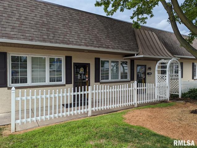 3125-3133 N Prospect Road, 3125-3133 N PROSPECT Road, Peoria, IL 61603