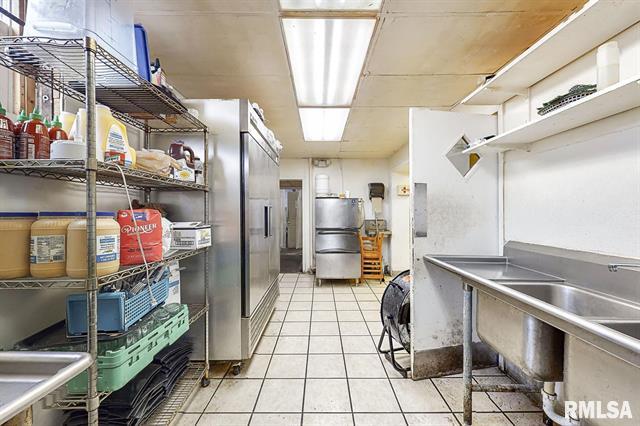 3125-3133 N Prospect Road, 3125-3133 N PROSPECT Road, Peoria, IL 61603