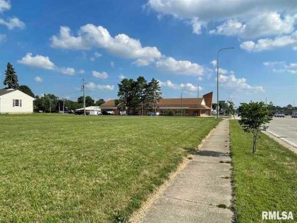 Sheridan Road, SHERIDAN Road, Peoria, IL 61614
