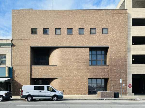 113 SW Adams Street, 113 SW ADAMS Street, Peoria, IL 61602