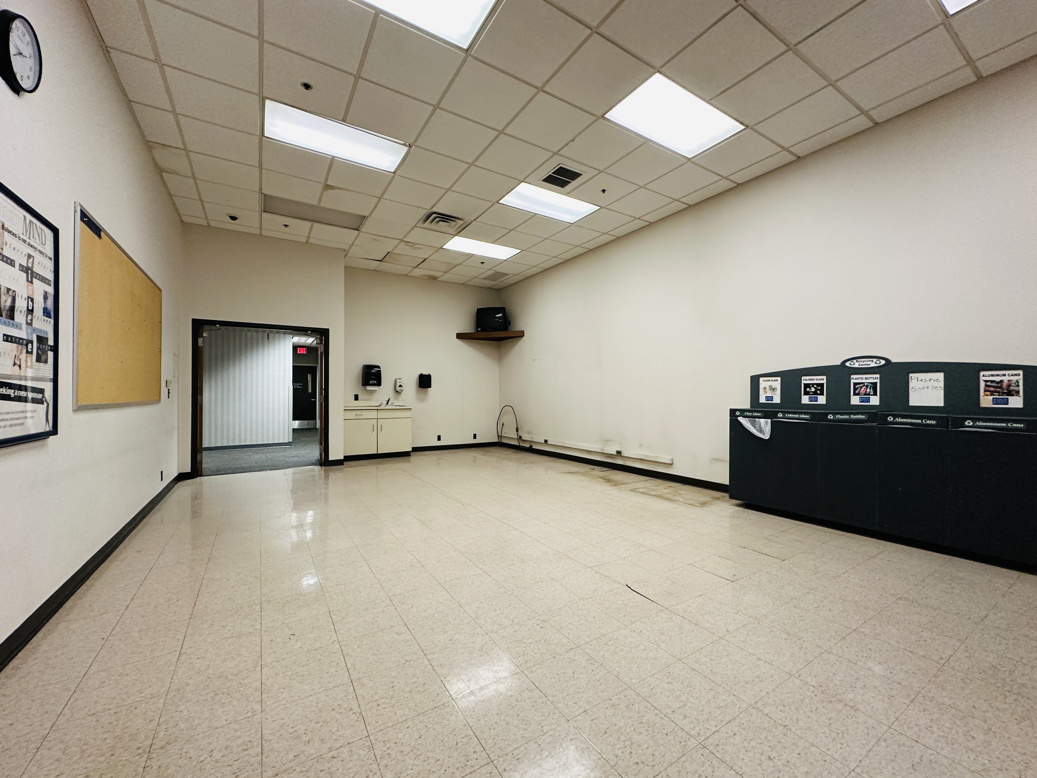 113 SW Adams Street, 113 SW ADAMS Street, Peoria, IL 61602