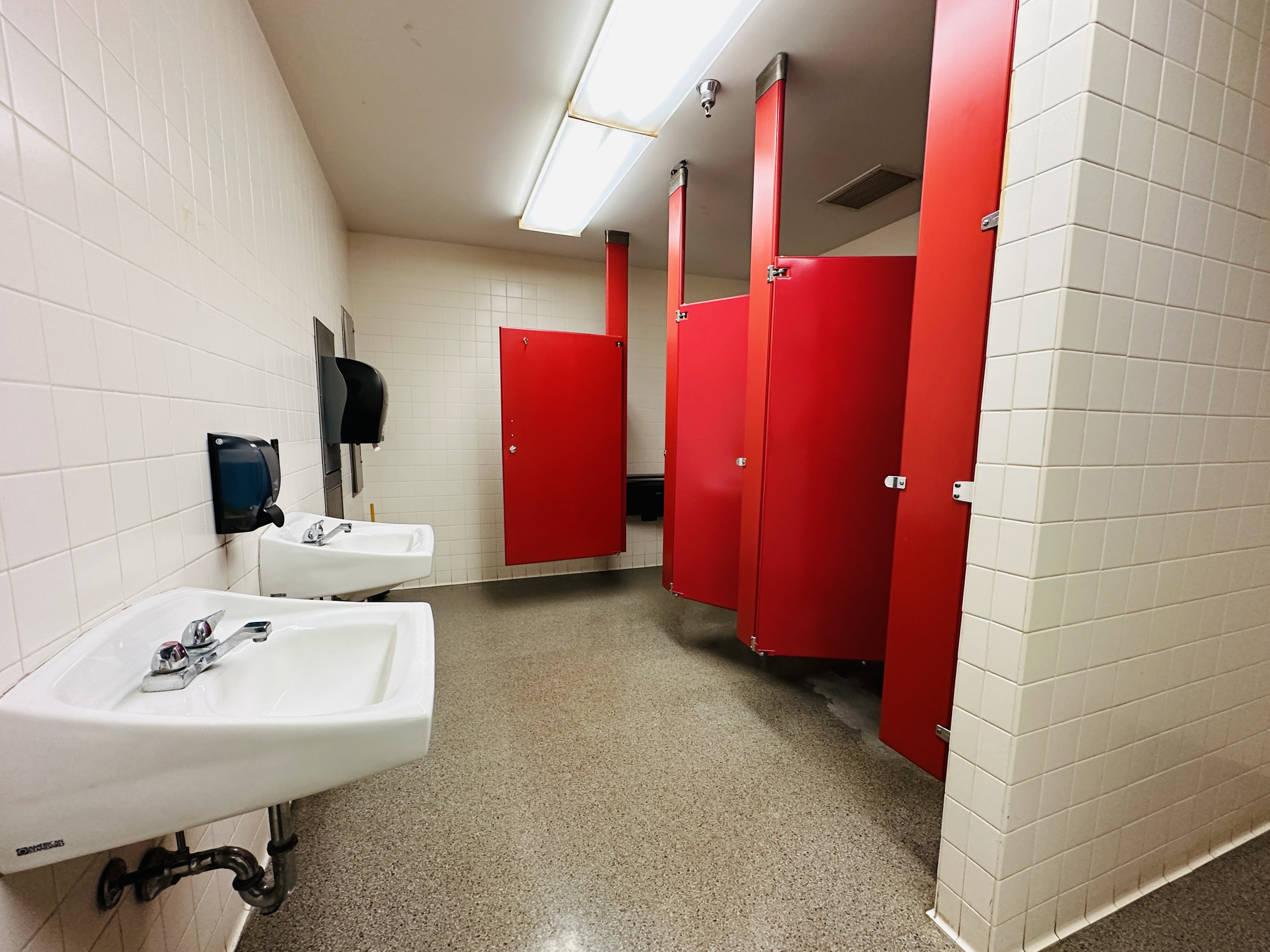 113 SW Adams Street, 113 SW ADAMS Street, Peoria, IL 61602