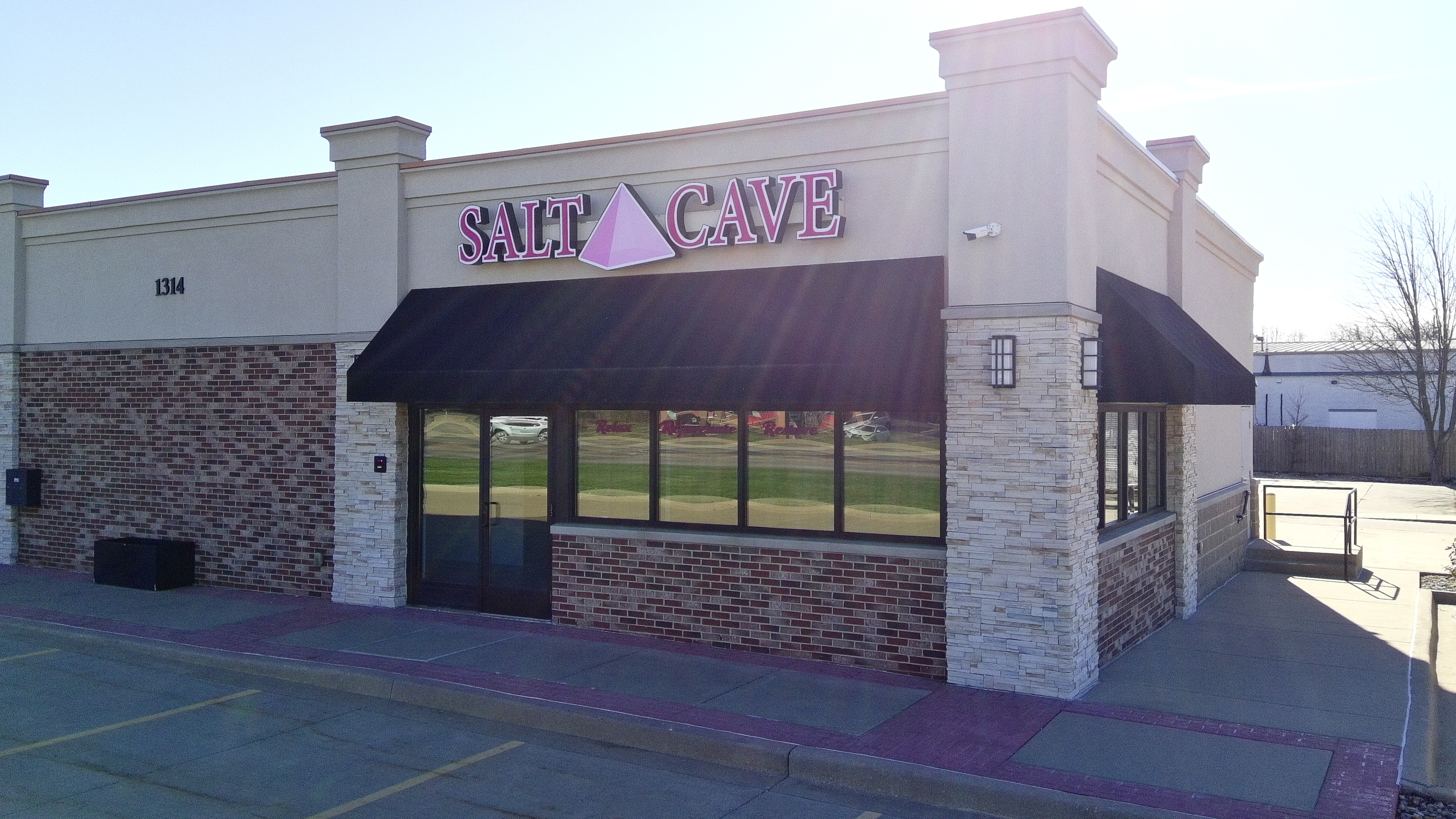 1314 Pioneer Parkway - Suite C, 1314 West Pioneer Parkway, Peoria, IL 61615