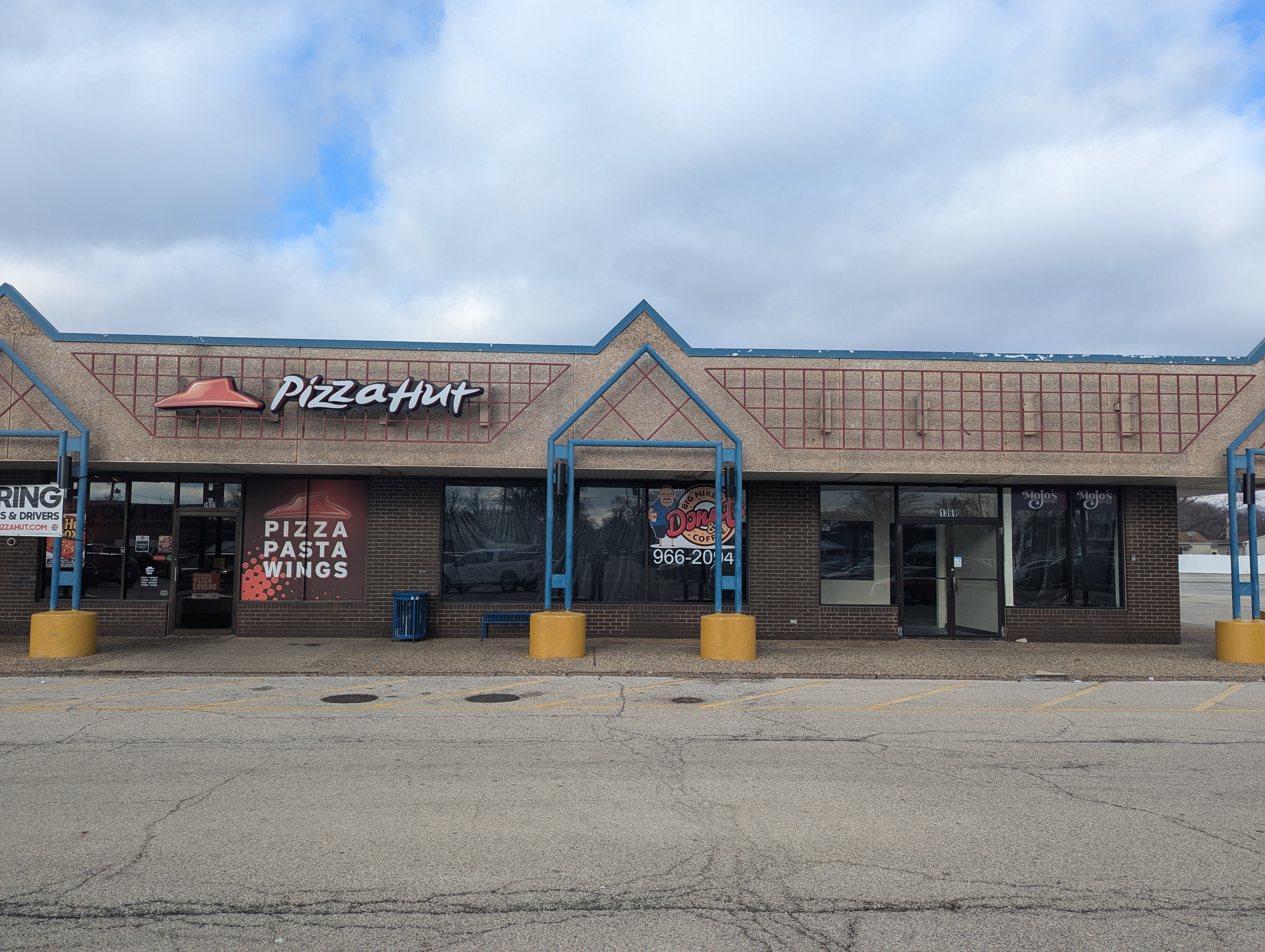 1359 W Garfield Avenue, 1359 W Garfield Ave, Bartonville, IL 61607