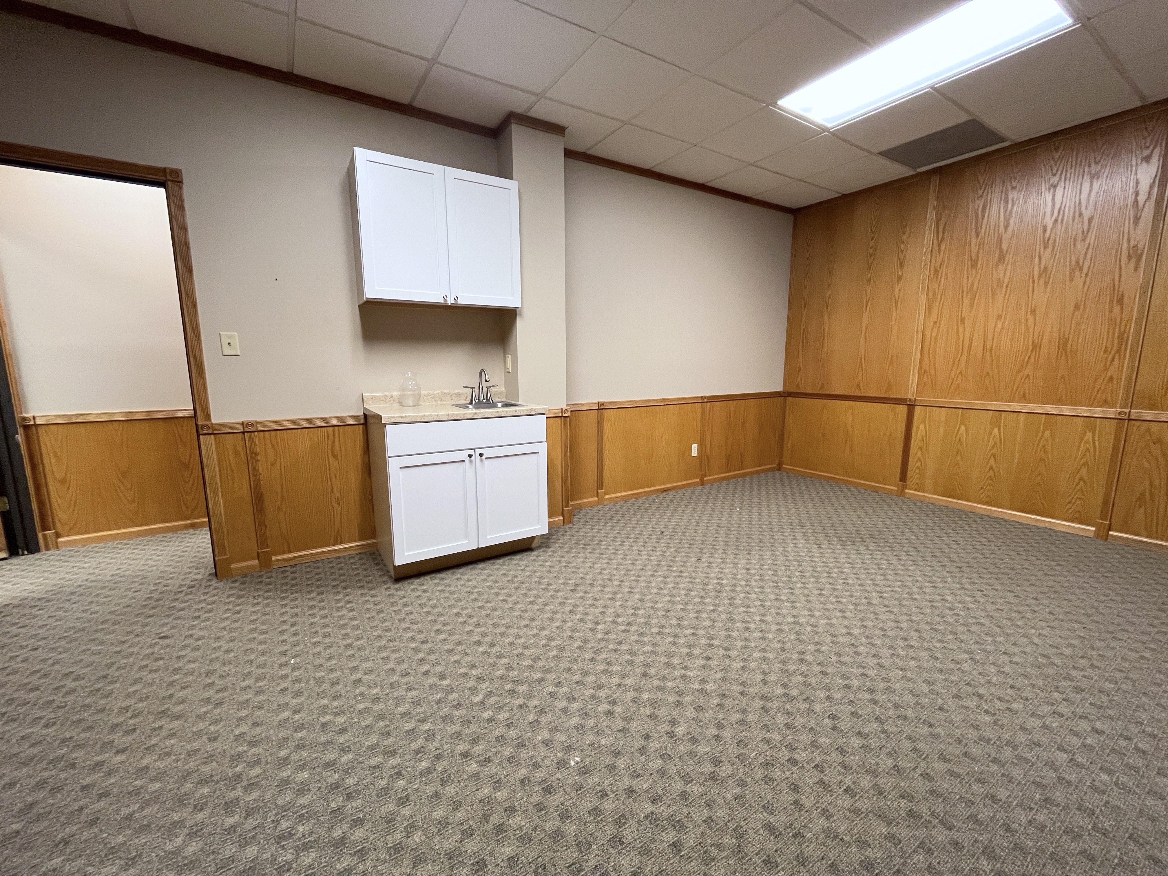 2001 W Willow Knolls Drive, 2001 West Willow Knolls Drive, Peoria, IL 61614