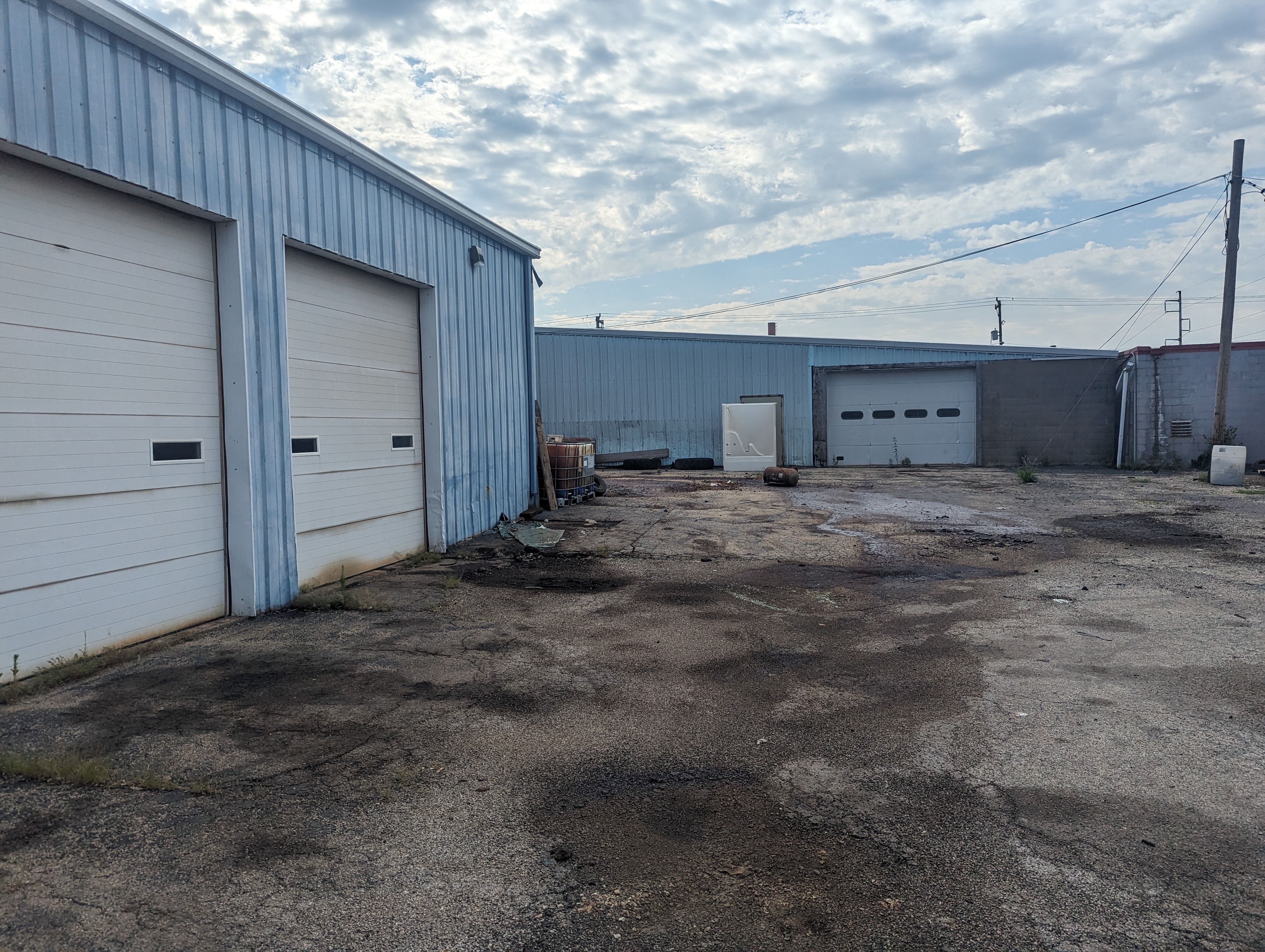 208 SW Center Street, 208 Sw Center St, Peoria, IL 61605