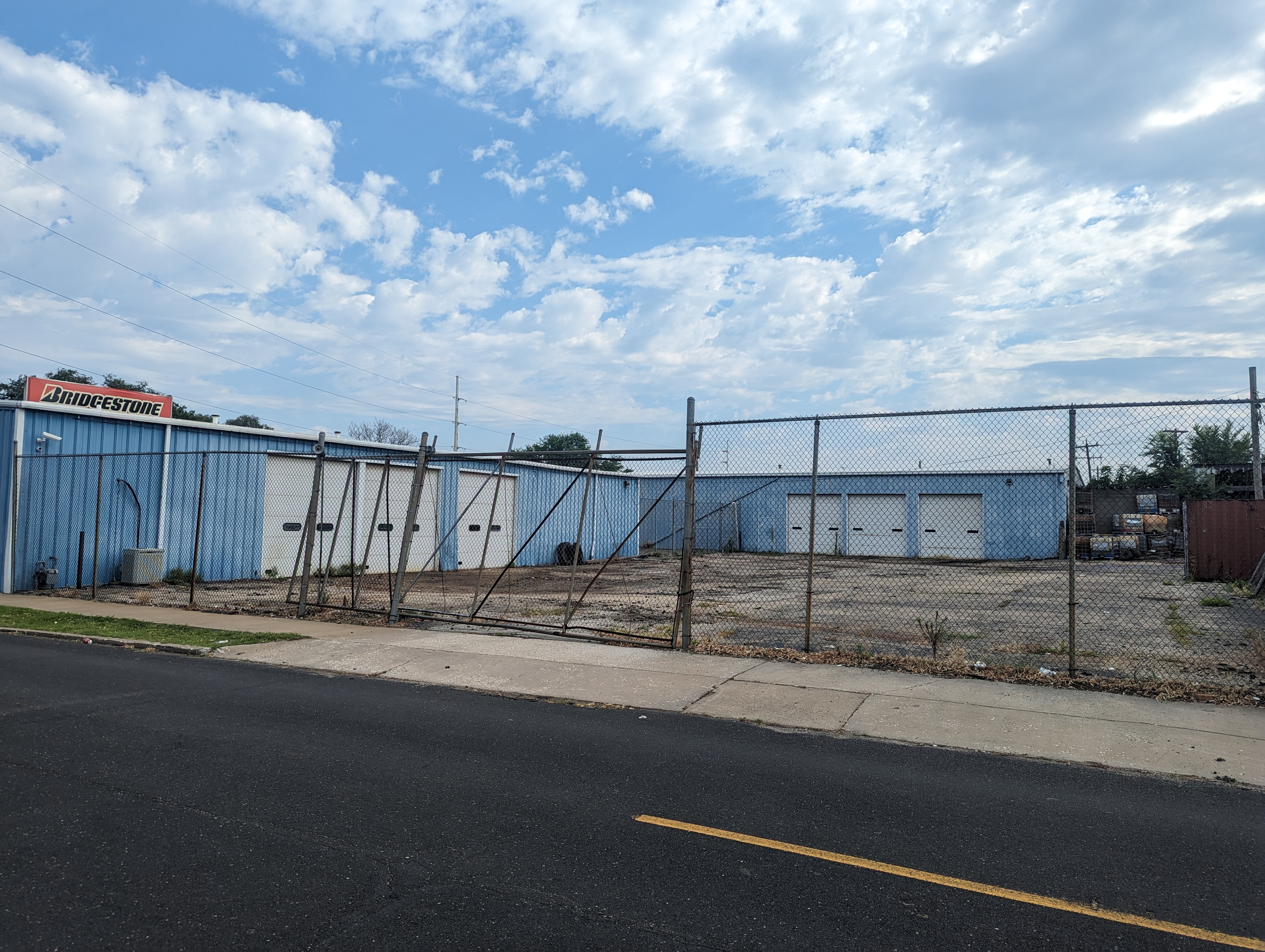 310 Edmund Street, 310 Edmund St, Peoria, IL 61605