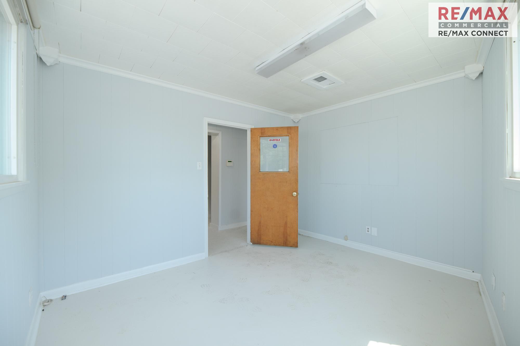2850 Cromwell - Sale Listing, 2850 Cromwell Road, Norfolk, VA 23509