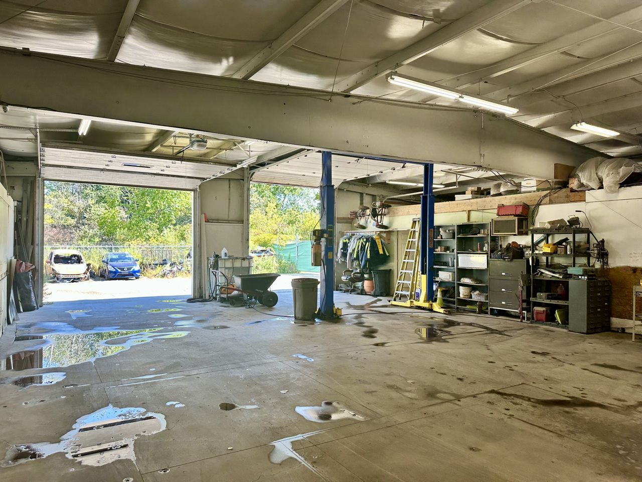 Industrial Zoned Warehouse in City of Lansing For Sale, 1425 Rensen Street, Lansing, MI 48910