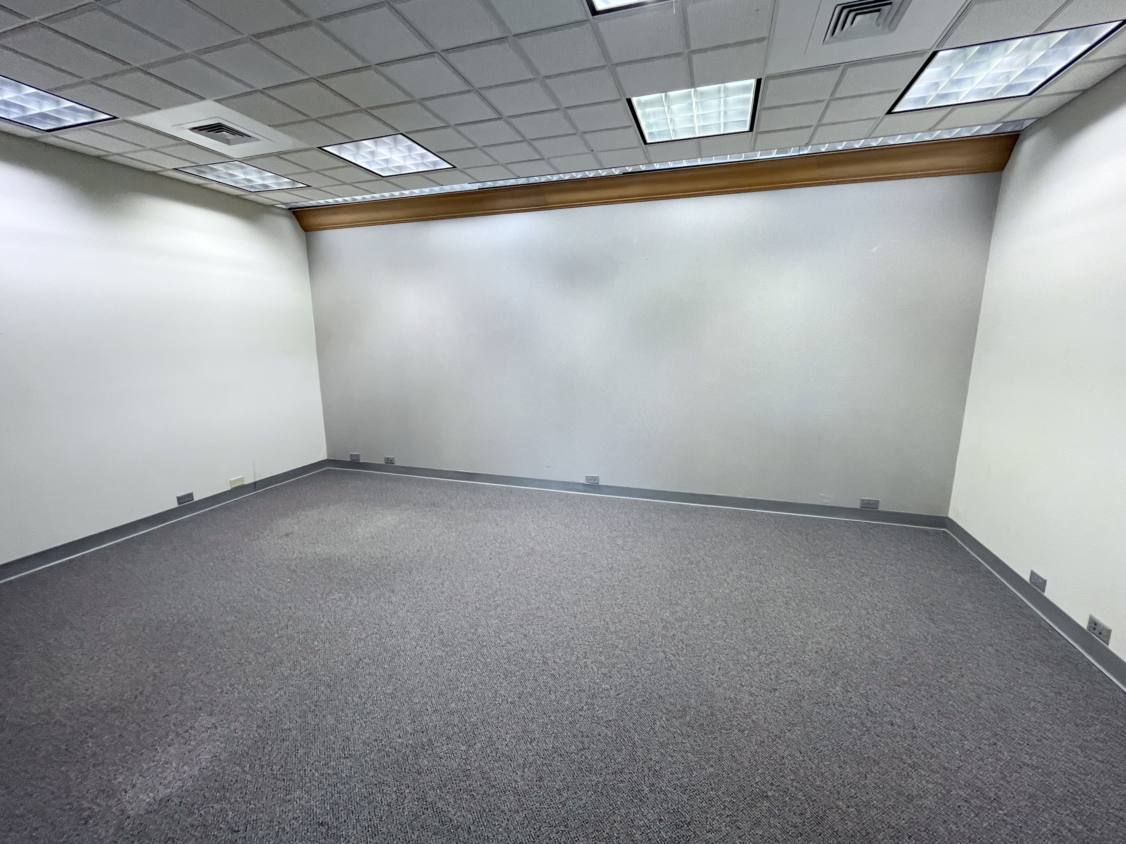 Eastport Marina Plaza - 2400-2519 N Main Street, 2400 North Main Street, East Peoria, IL 61611