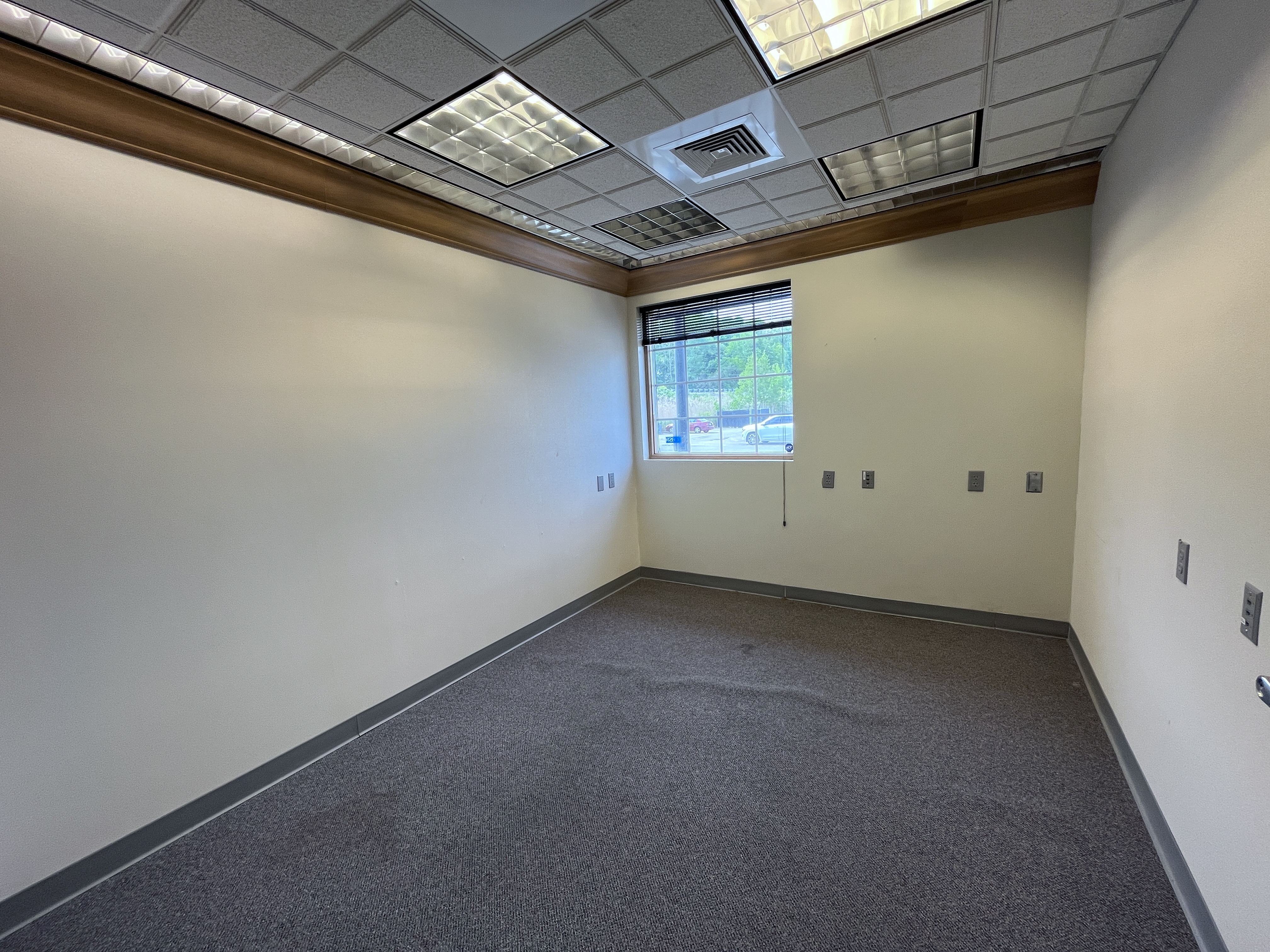 Eastport Marina Plaza - 2400-2519 N Main Street, 2400 North Main Street, East Peoria, IL 61611