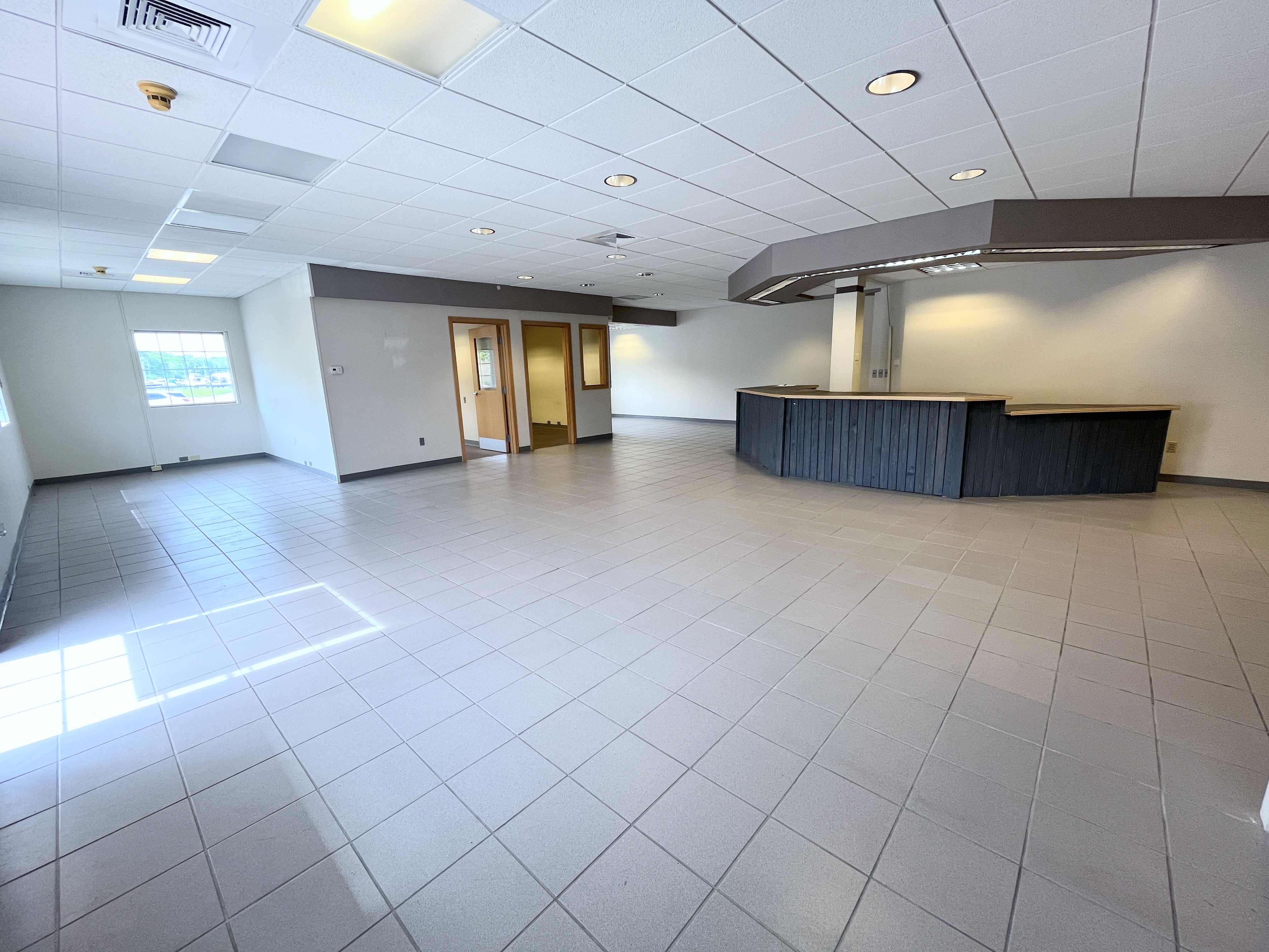 Eastport Marina Plaza - 2400-2519 N Main Street, 2400 North Main Street, East Peoria, IL 61611