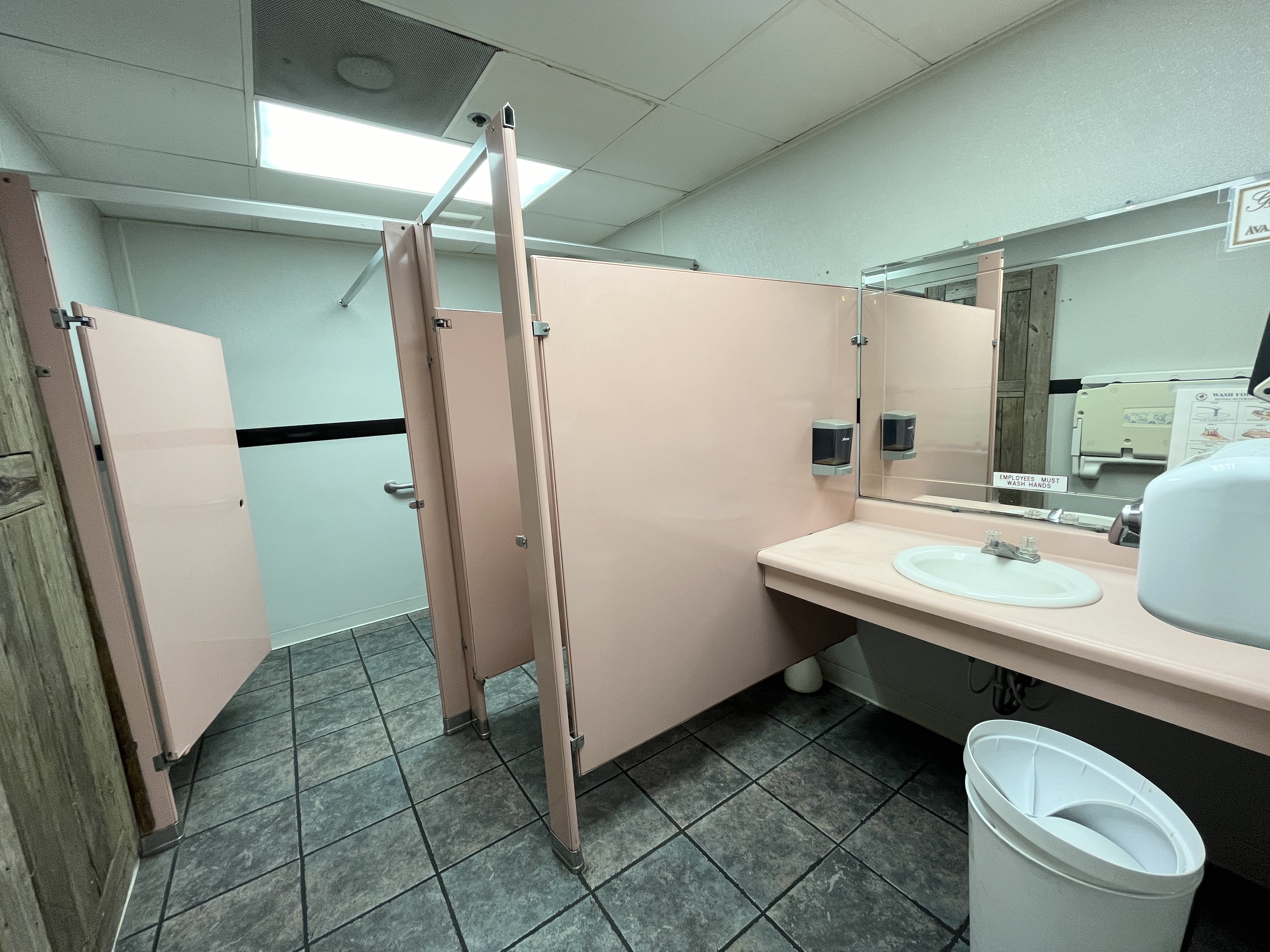 Eastport Marina Plaza - 2400-2519 N Main Street, 2400 North Main Street, East Peoria, IL 61611