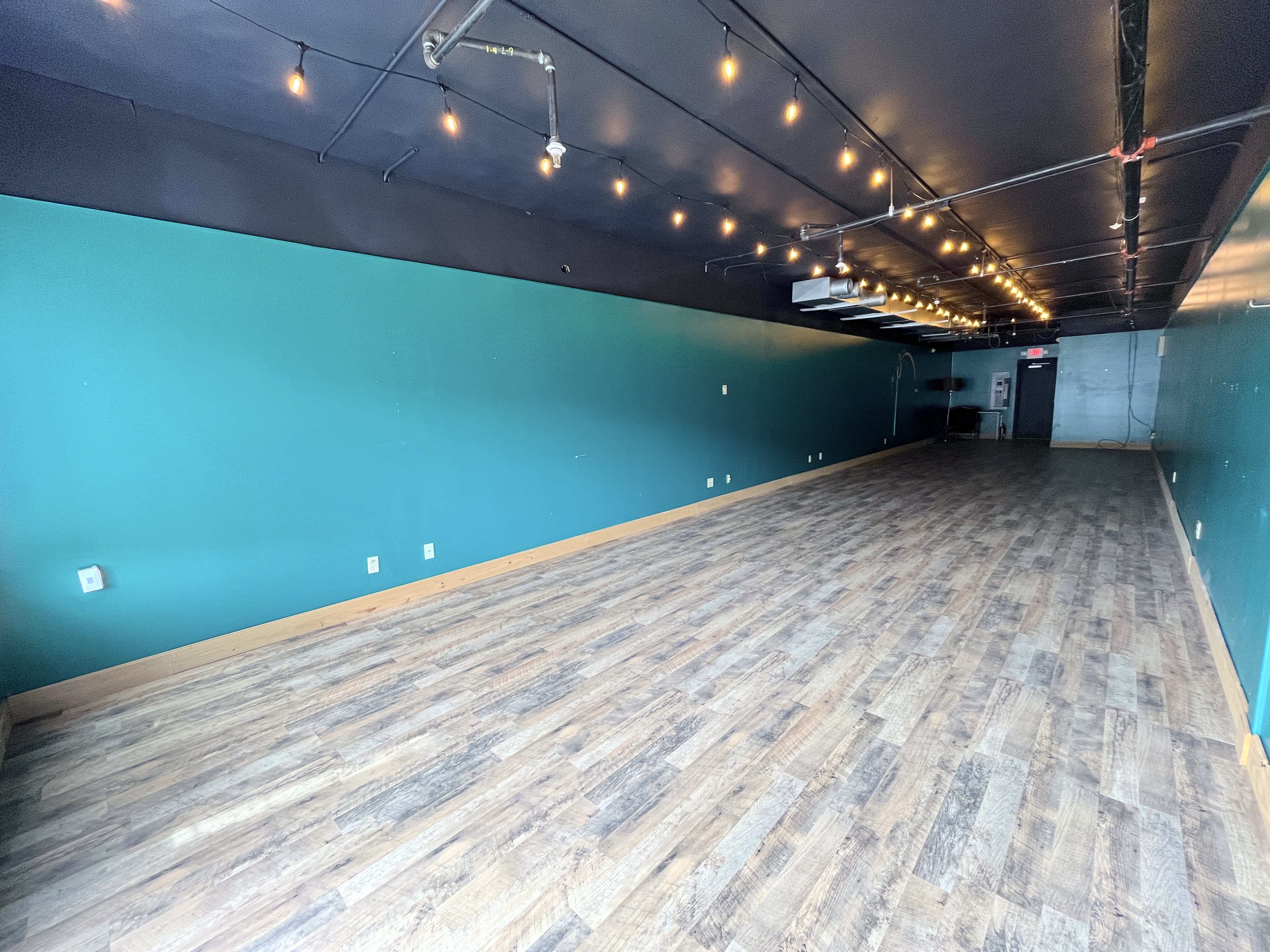 Eastport Marina Plaza - 2400-2519 N Main Street, 2400 North Main Street, East Peoria, IL 61611