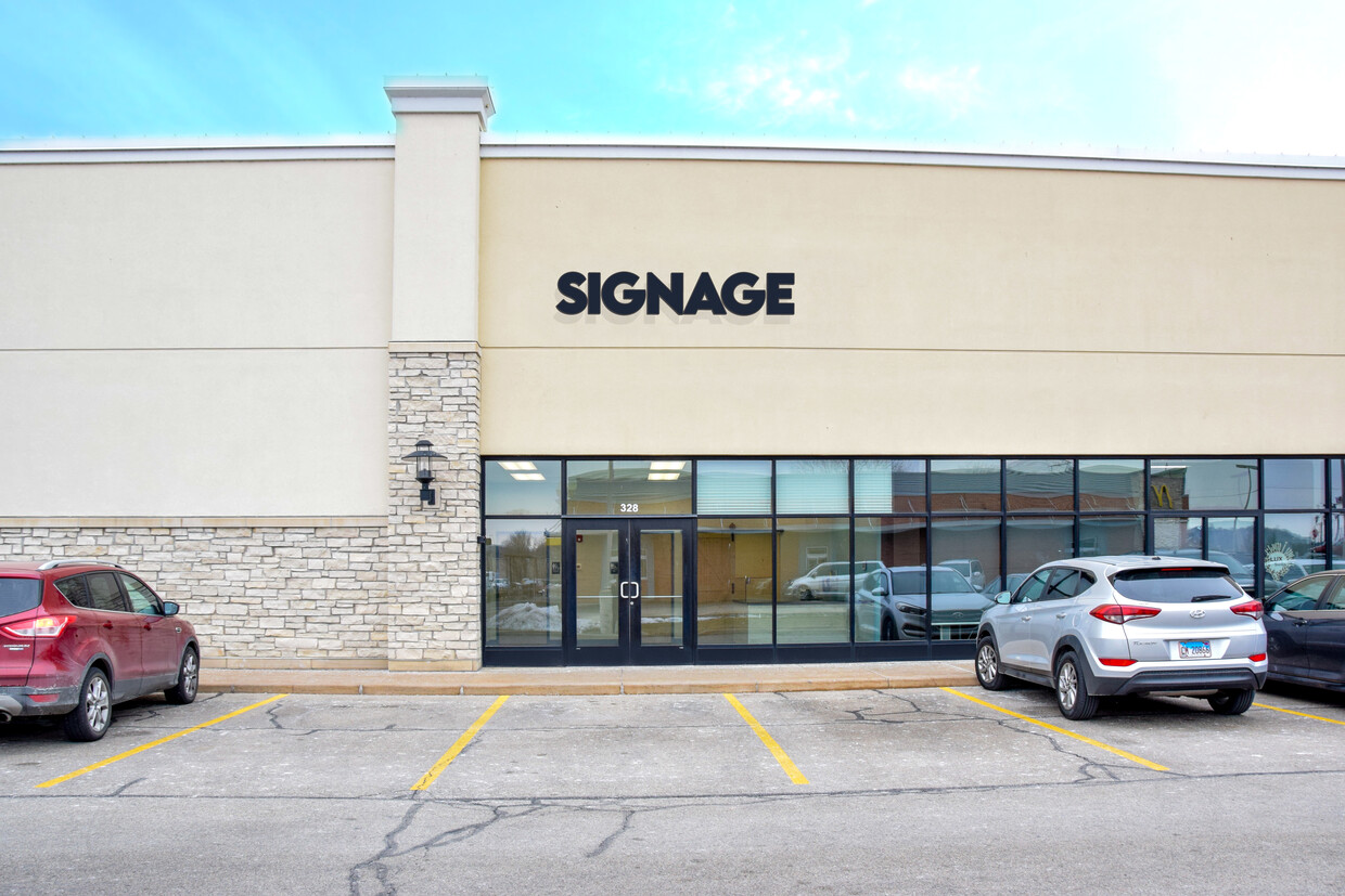 314 W Washington Street - Levee District, 314 West Washington Street, East Peoria, IL 61611