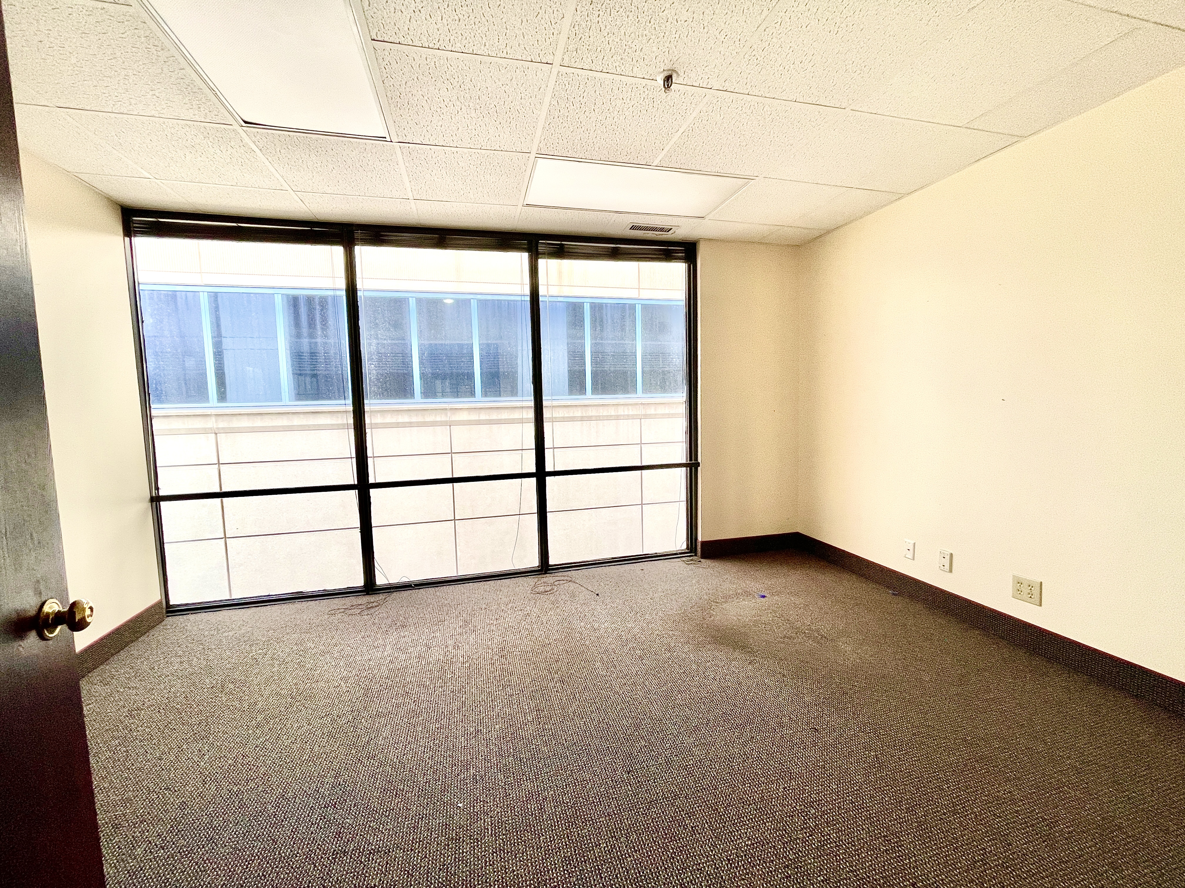 456 Fulton Street, 456 FULTON Street, Peoria, IL 61602