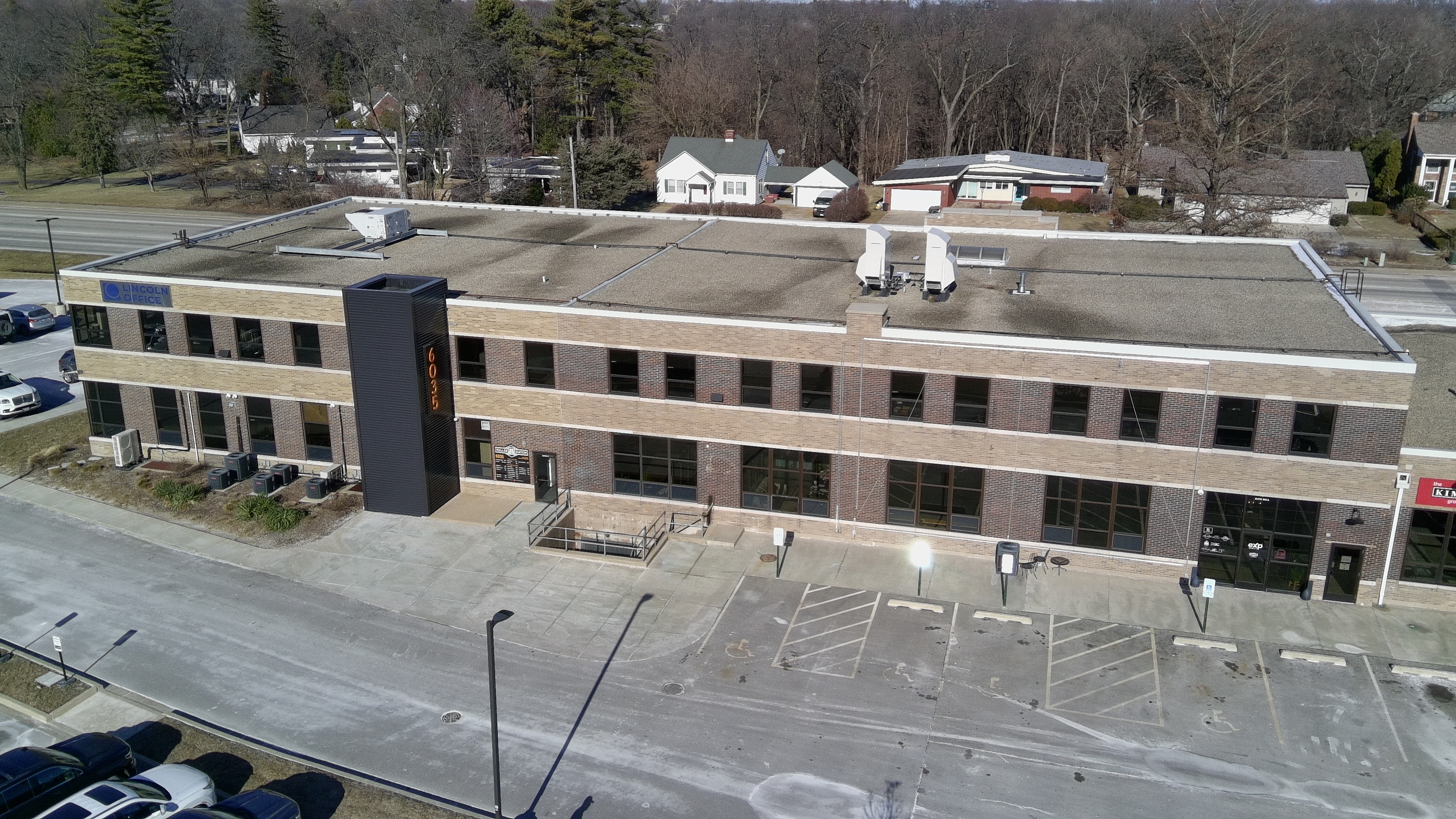 Keller Station - MicroSuites, 6035 Knoxville Avenue, Peoria, IL 61614