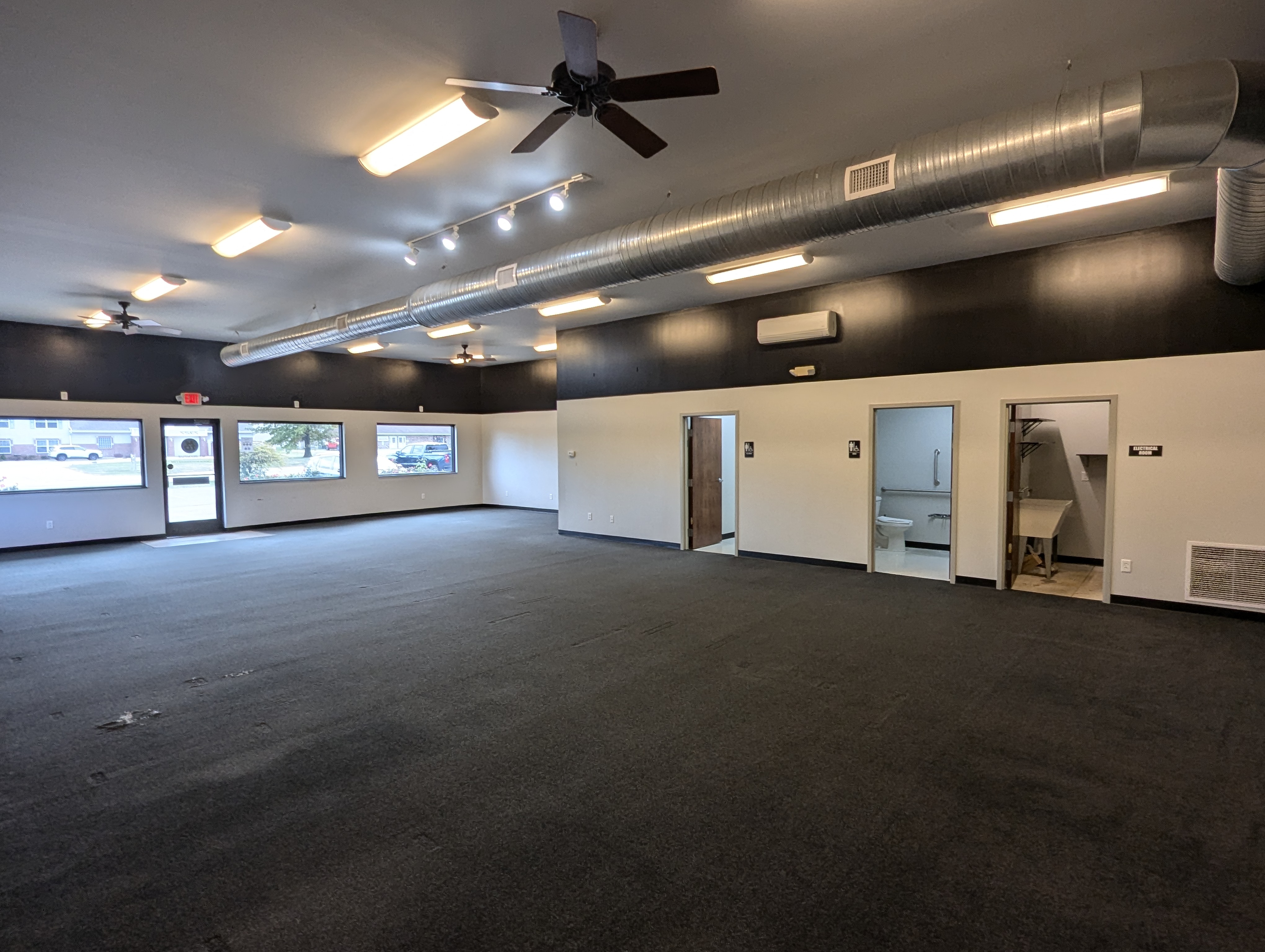 7327 N Radnor Road, 7327 North Radnor Road, Peoria, IL 61615