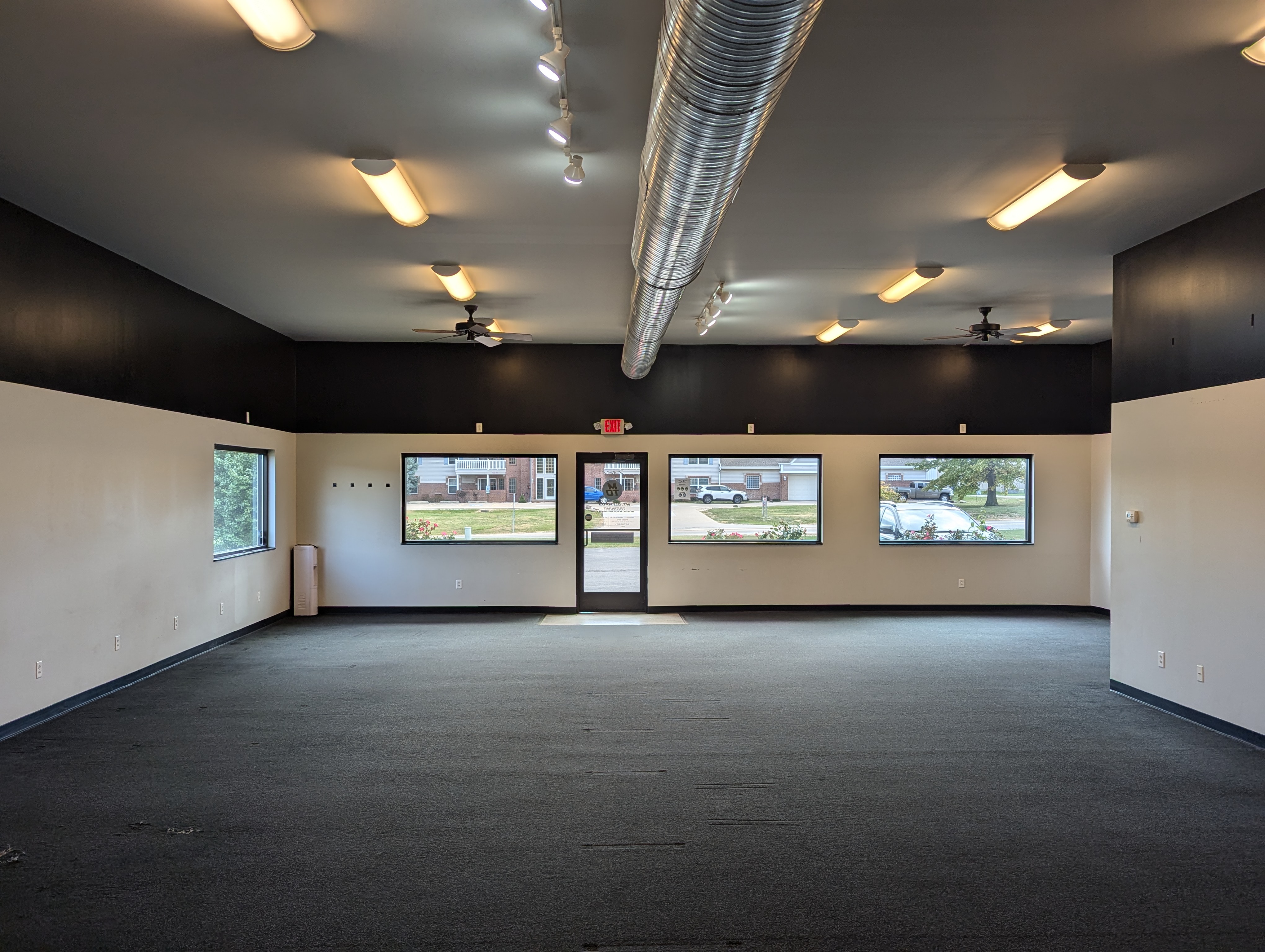7327 N Radnor Road, 7327 North Radnor Road, Peoria, IL 61615