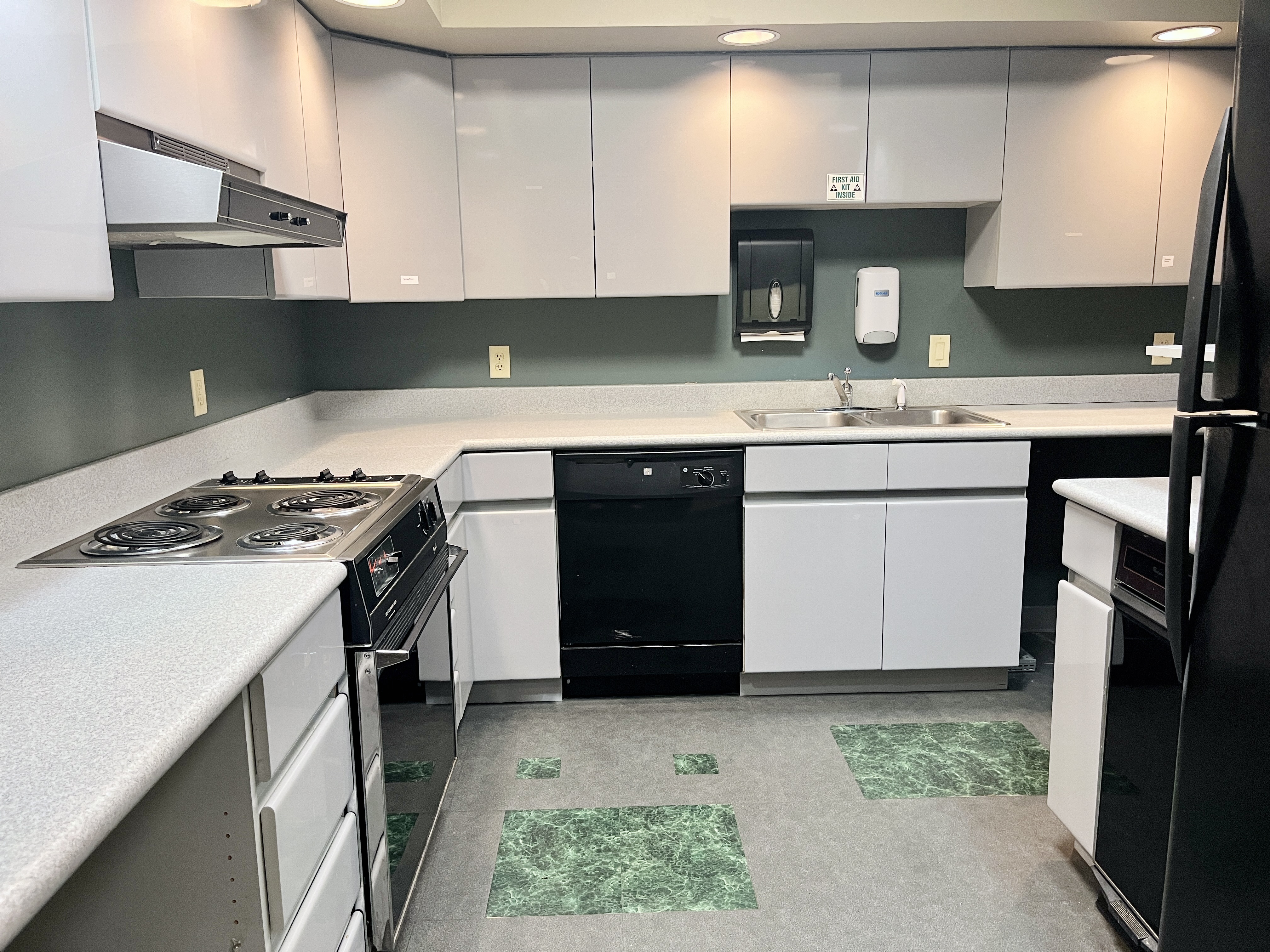 7707 N Knoxville Avenue, 7707 N Knoxville Ave, Peoria, IL 61614