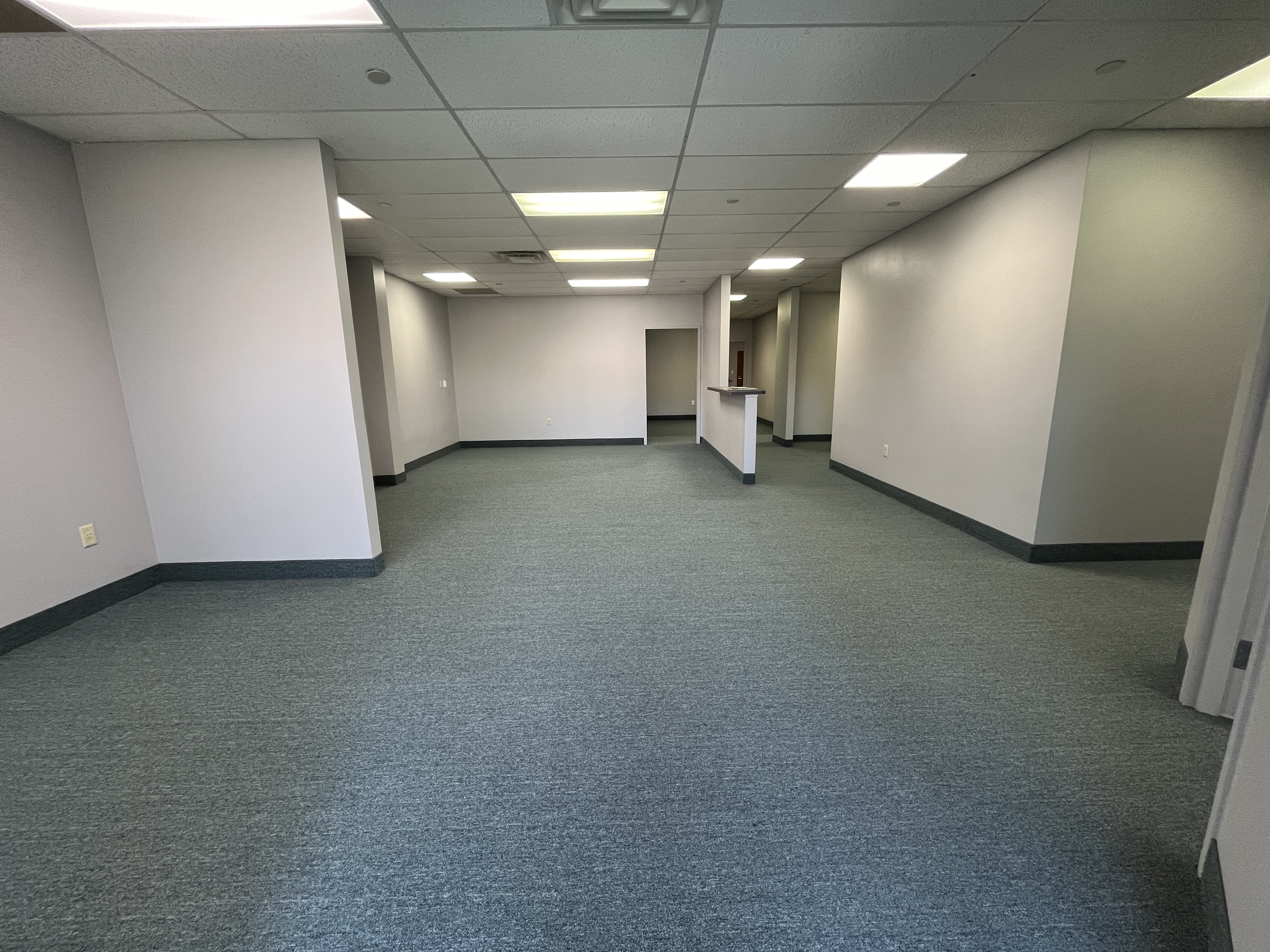 7707 N Knoxville Avenue, 7707 N Knoxville Ave, Peoria, IL 61614