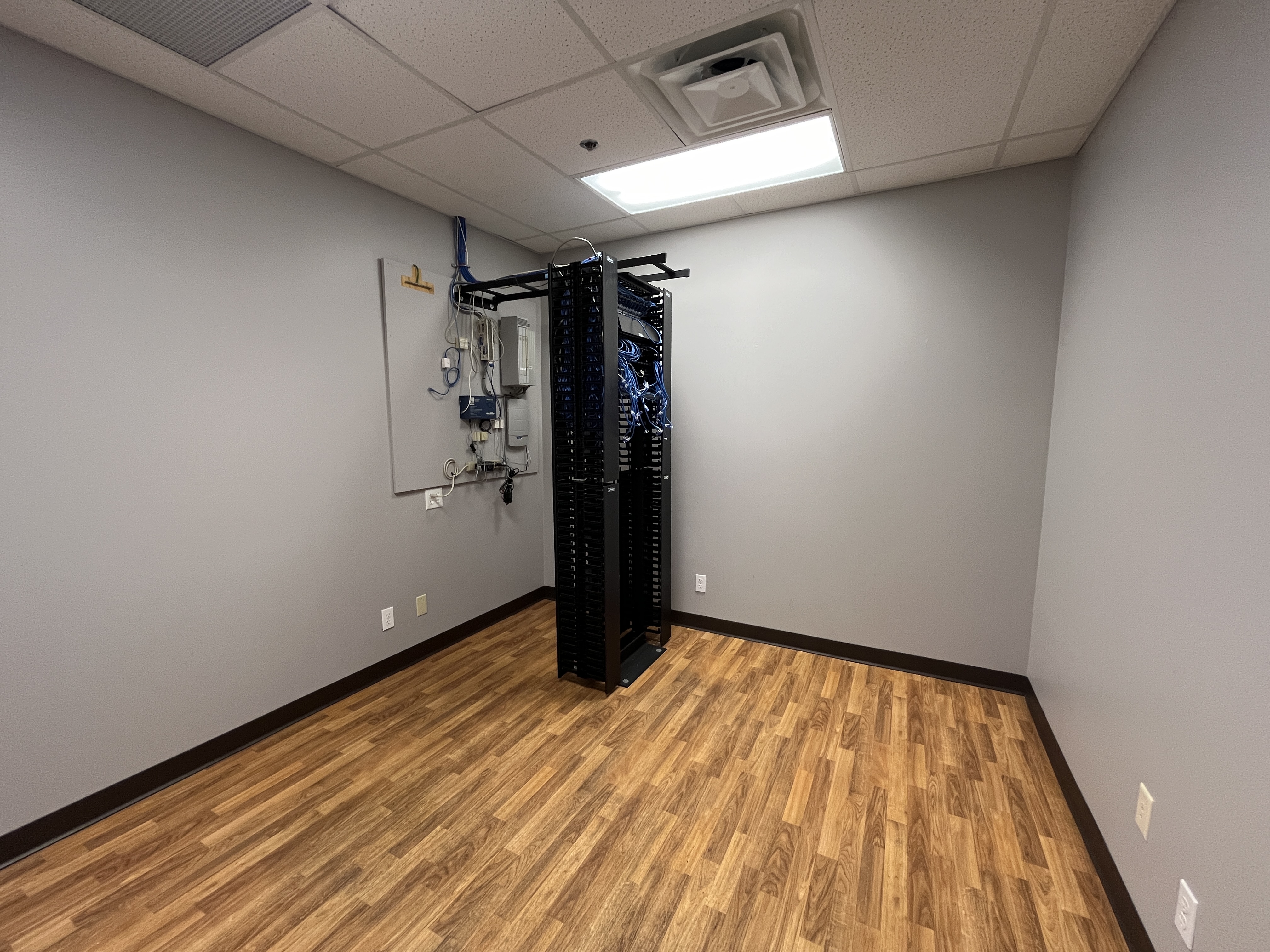 7707 N Knoxville Avenue, 7707 N Knoxville Ave, Peoria, IL 61614