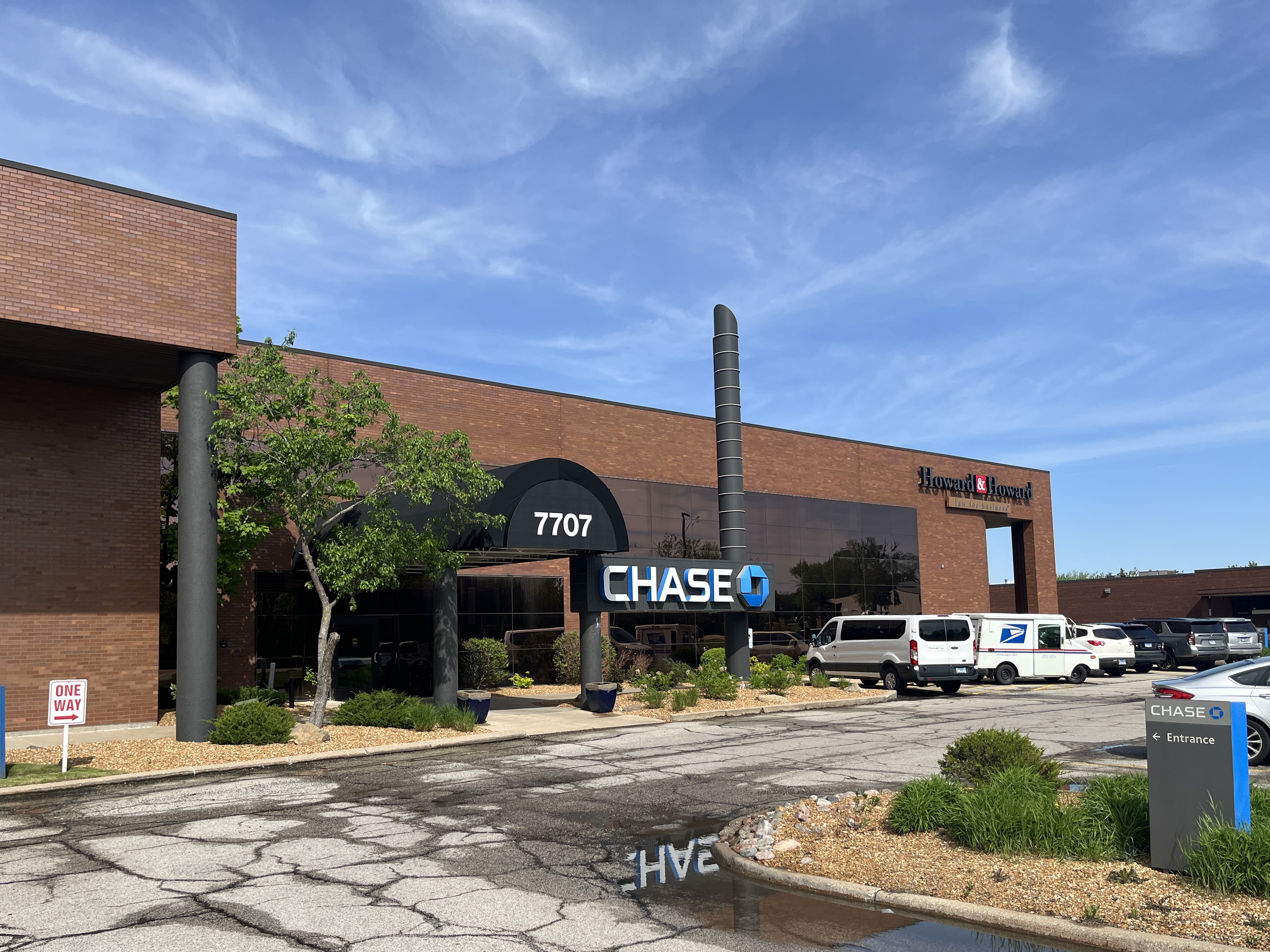 7707 N Knoxville Avenue, 7707 N Knoxville Ave, Peoria, IL 61614