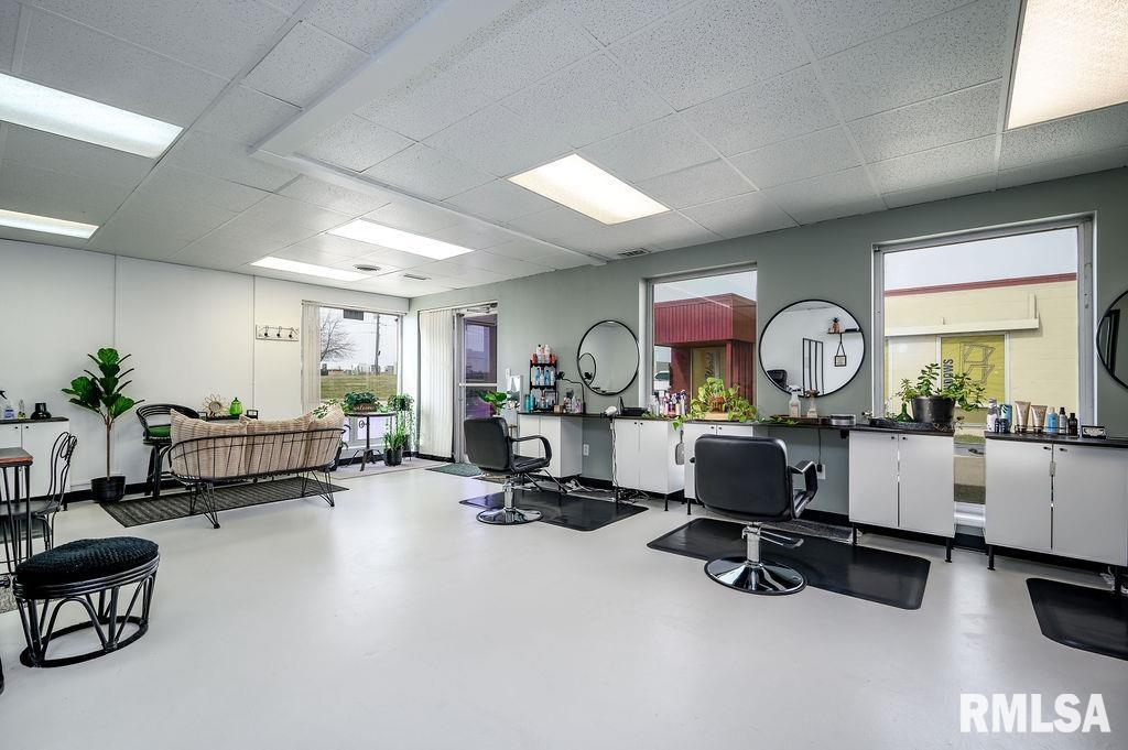 8202-8226 N University Street, 8202 N University St, Peoria, IL 61615