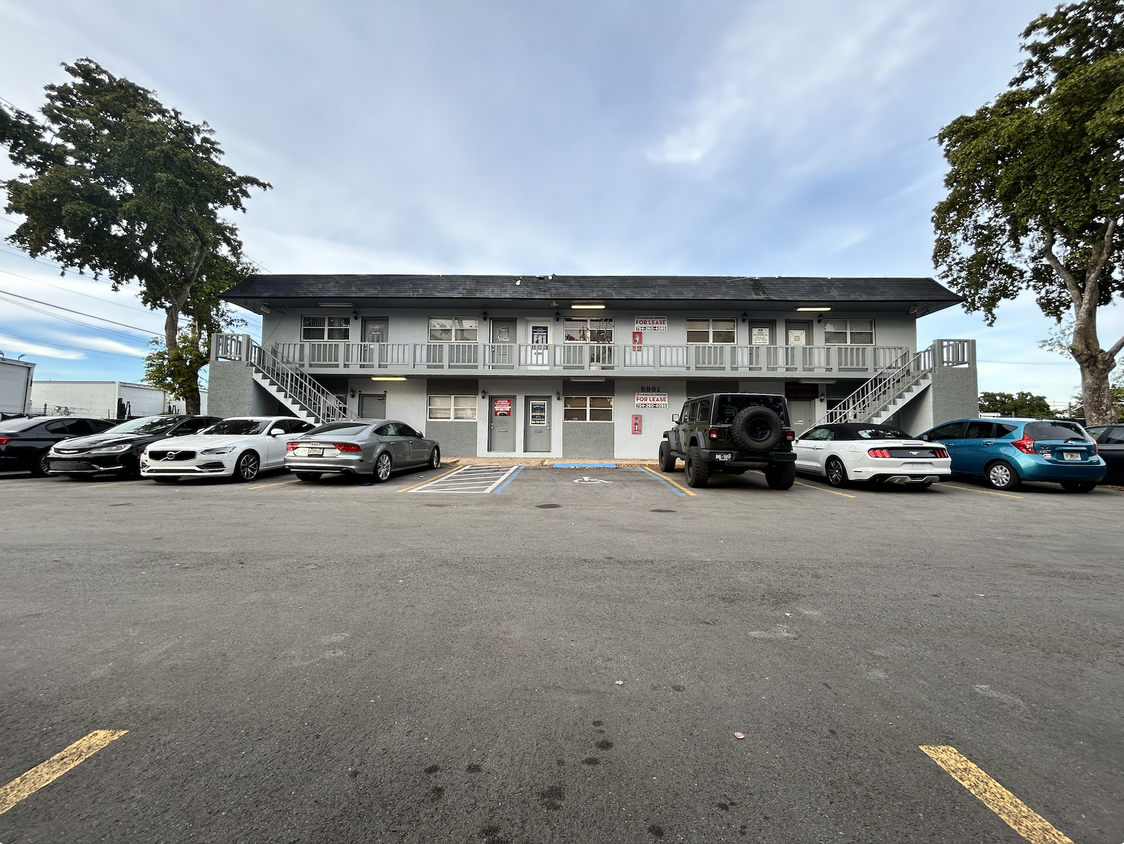 5981 Funston St , 5981 Funston Street, Hollywood, FL 33023
